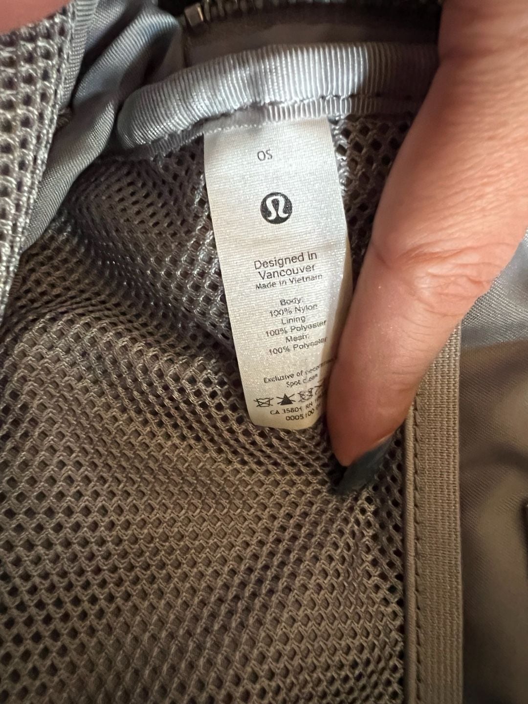 Lululemon Everywhere Belt Bag Size OS Gray Nylon Fanny Pack 6