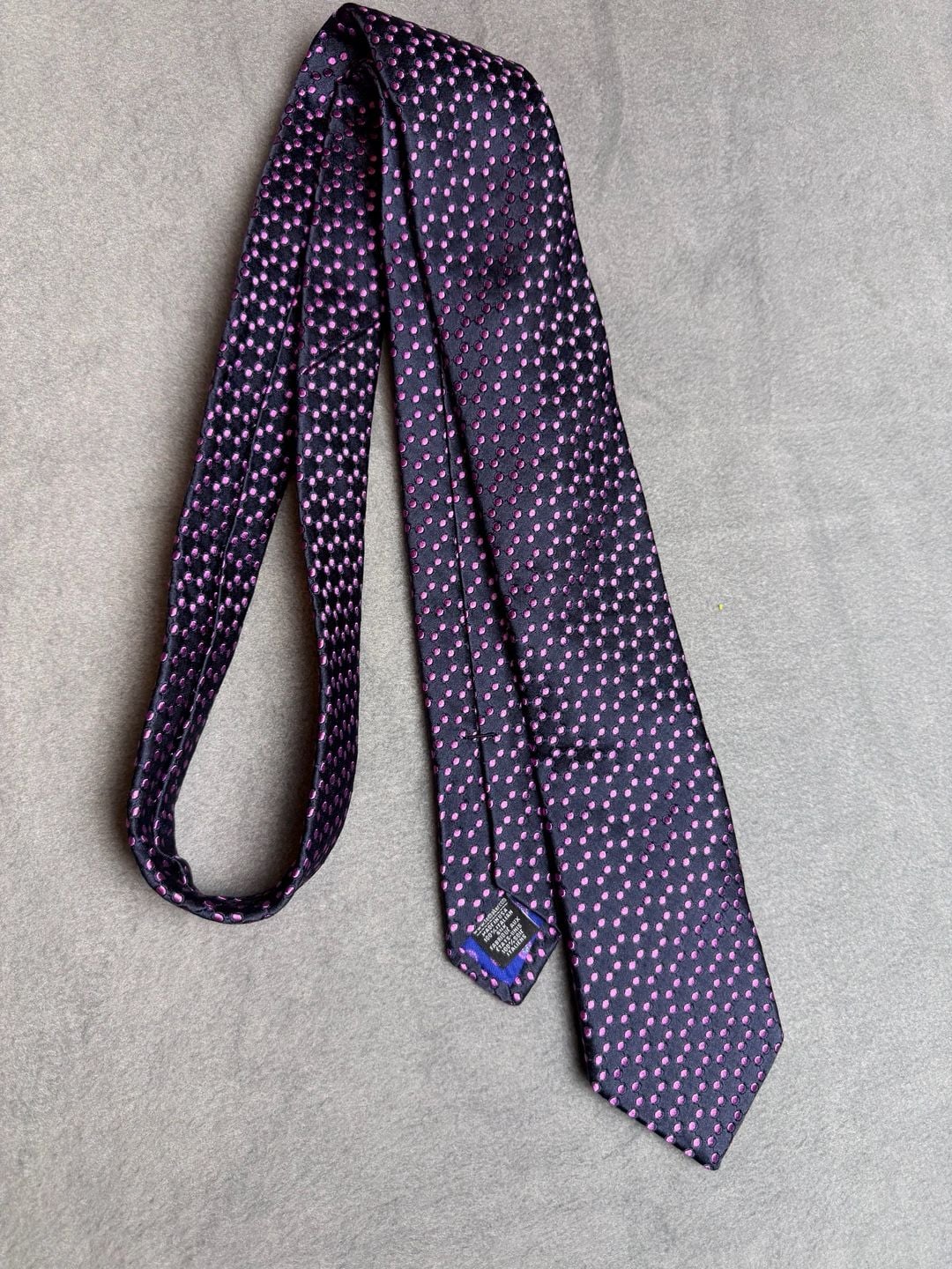 Ted Baker Silk Dot Tie Navy Blue Pink Geometric Pattern Necktie 1
