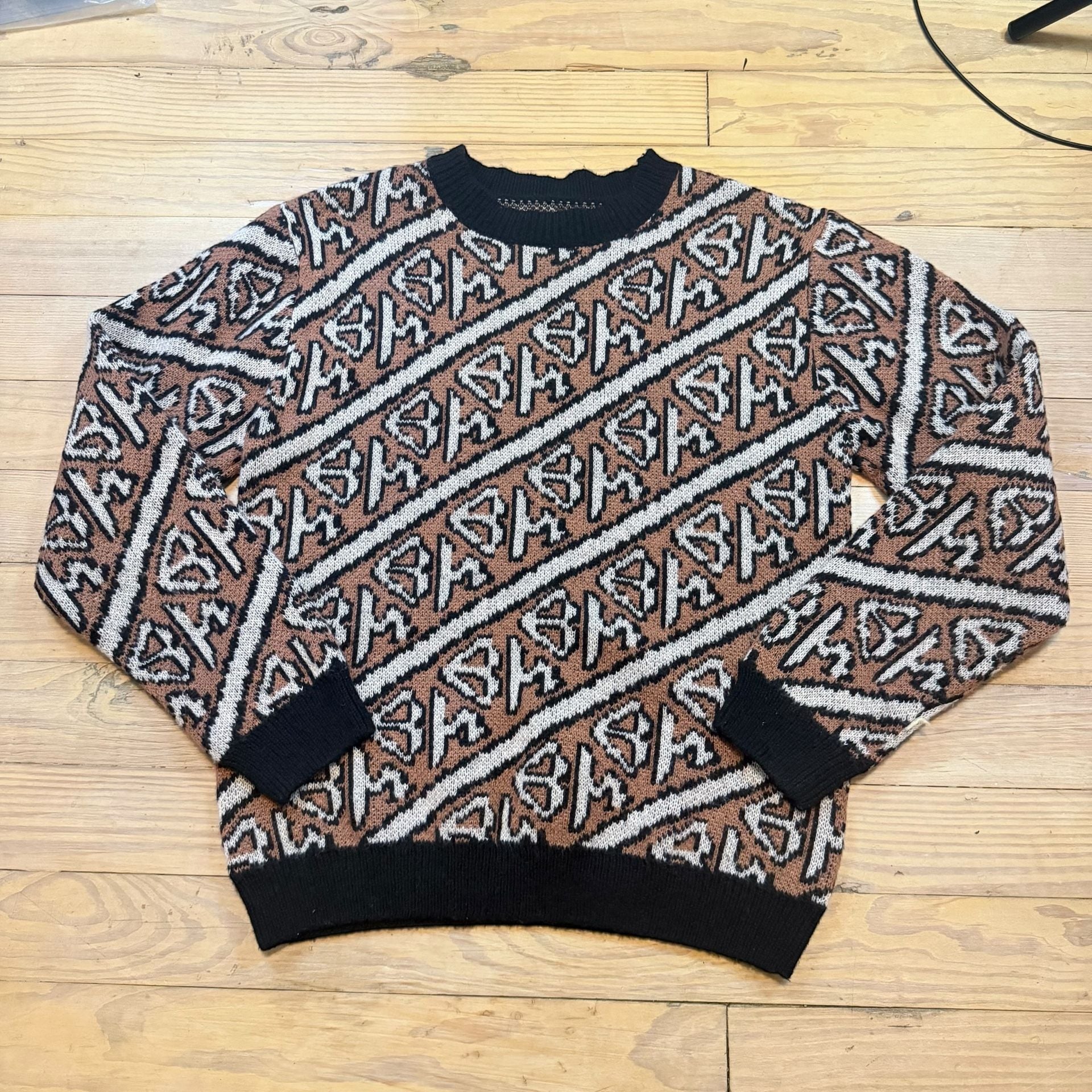 Graffiti Jacquard Crewneck Pullover Brown Black Sweater 4