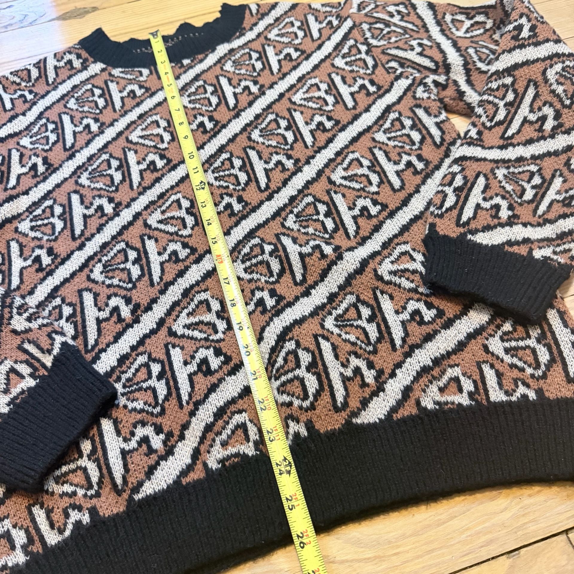 Graffiti Jacquard Crewneck Pullover Brown Black Sweater 5