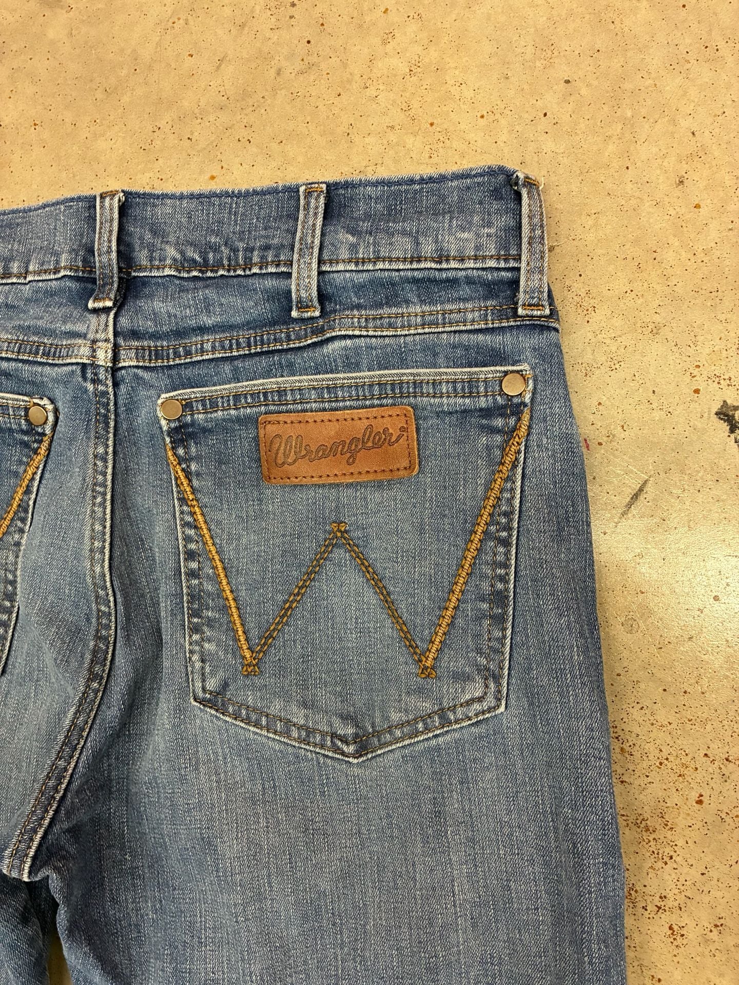 Wrangler Retro Slim Bootcut Jeans Blue Denim 8