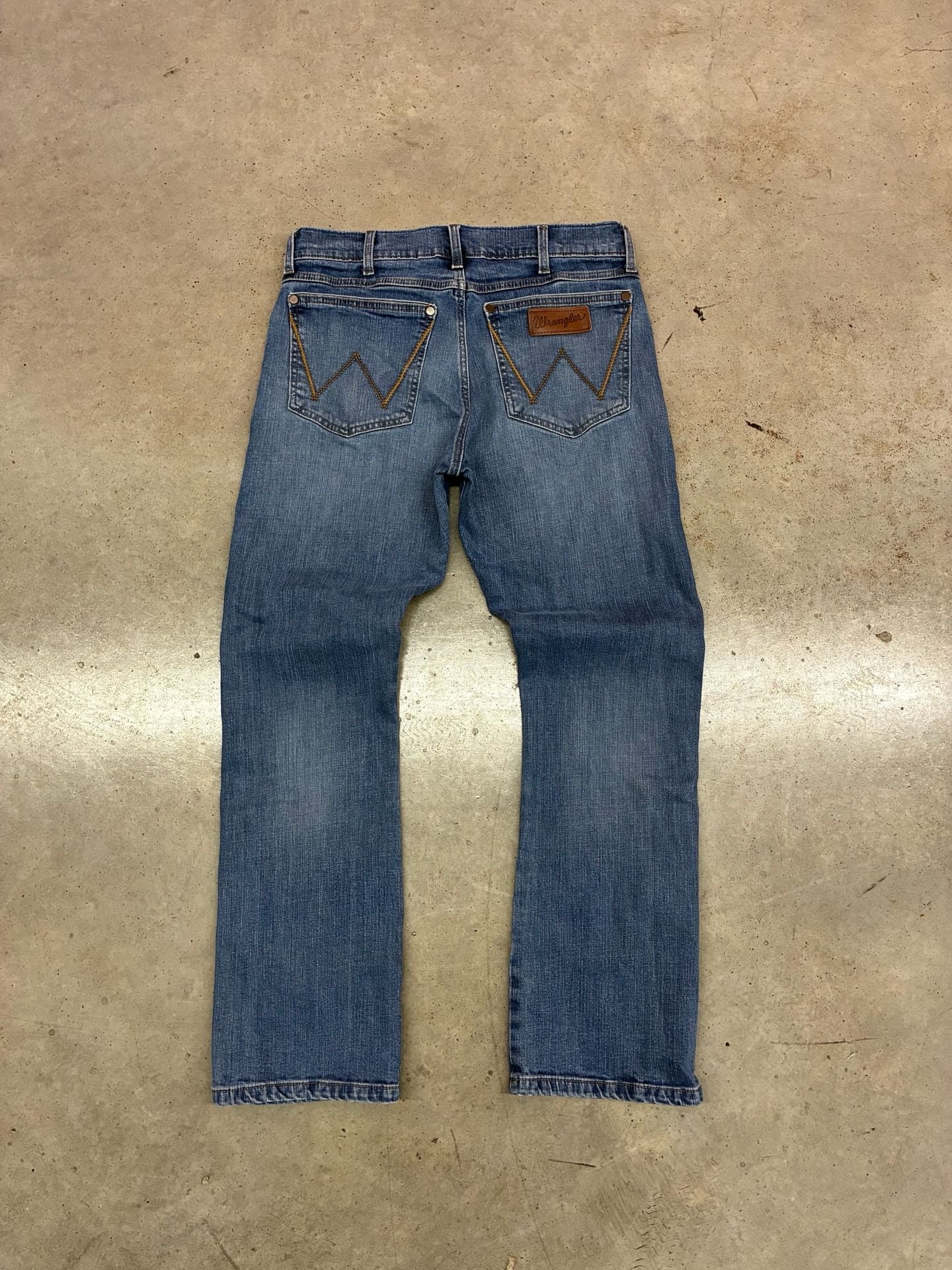 Wrangler Retro Slim Bootcut Jeans Blue Denim 9