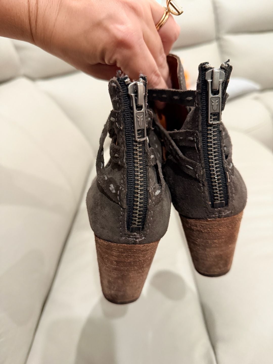 Frye Naomi Pickstitch Shootie Size 6 B Gray Suede Boots 5