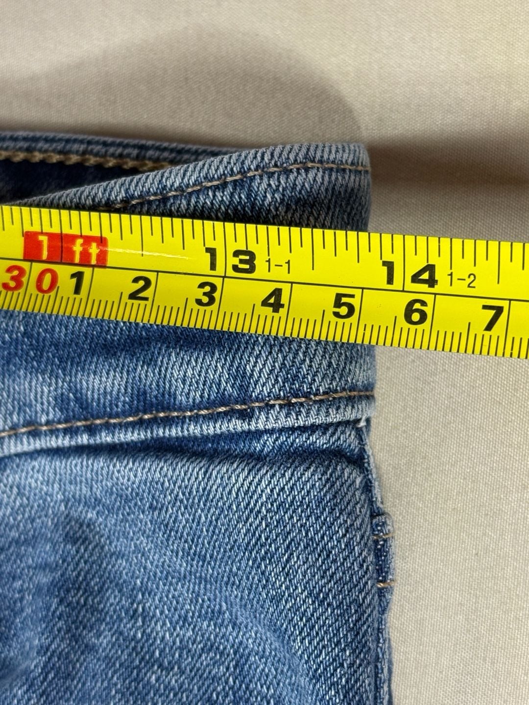 Levi's 721 High Rise Skinny Jeans Size 27 Blue Distressed 7