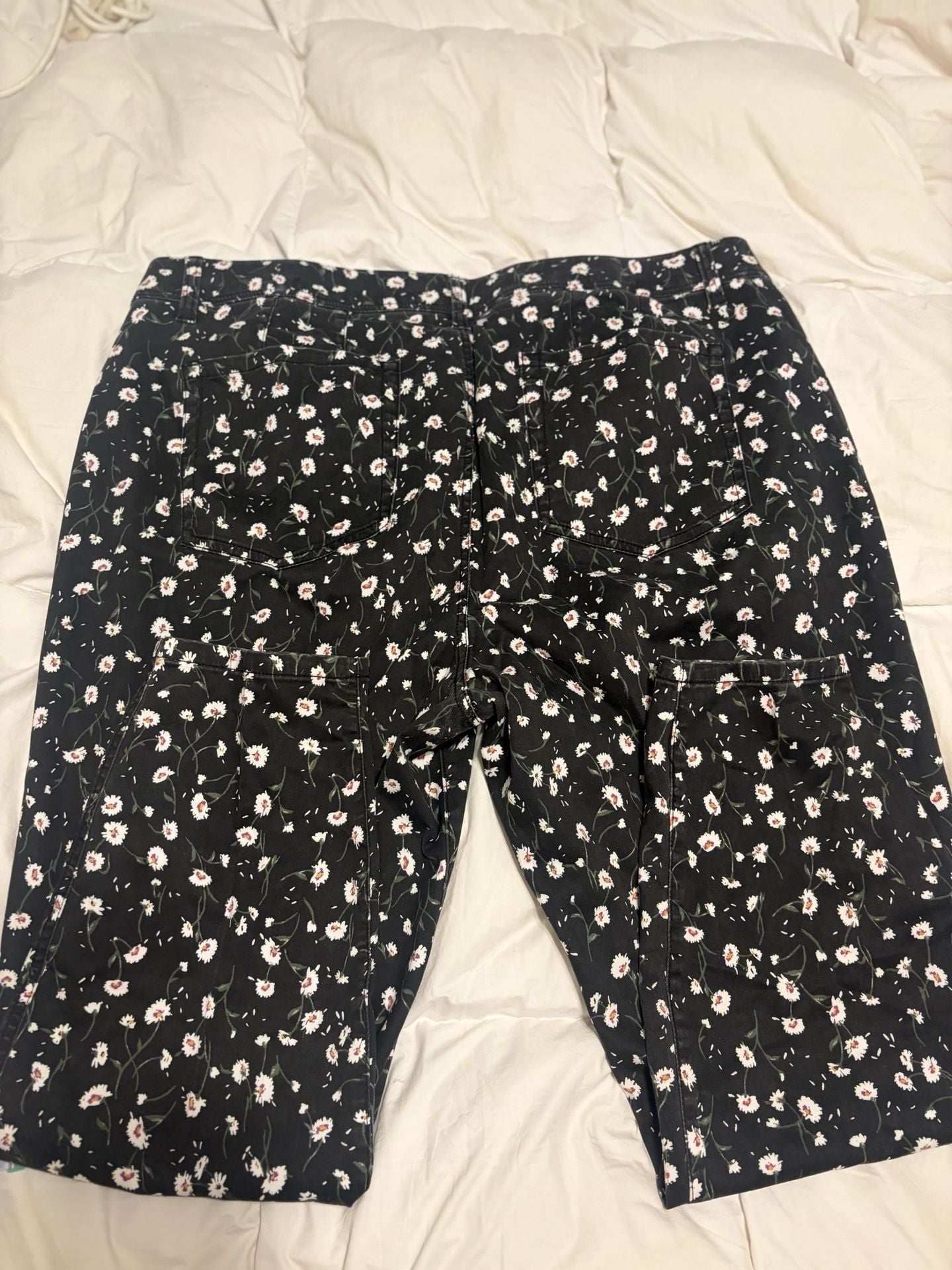 Lane Bryant Pants Size 22 Black White Daisy Floral Cotton Blend 7