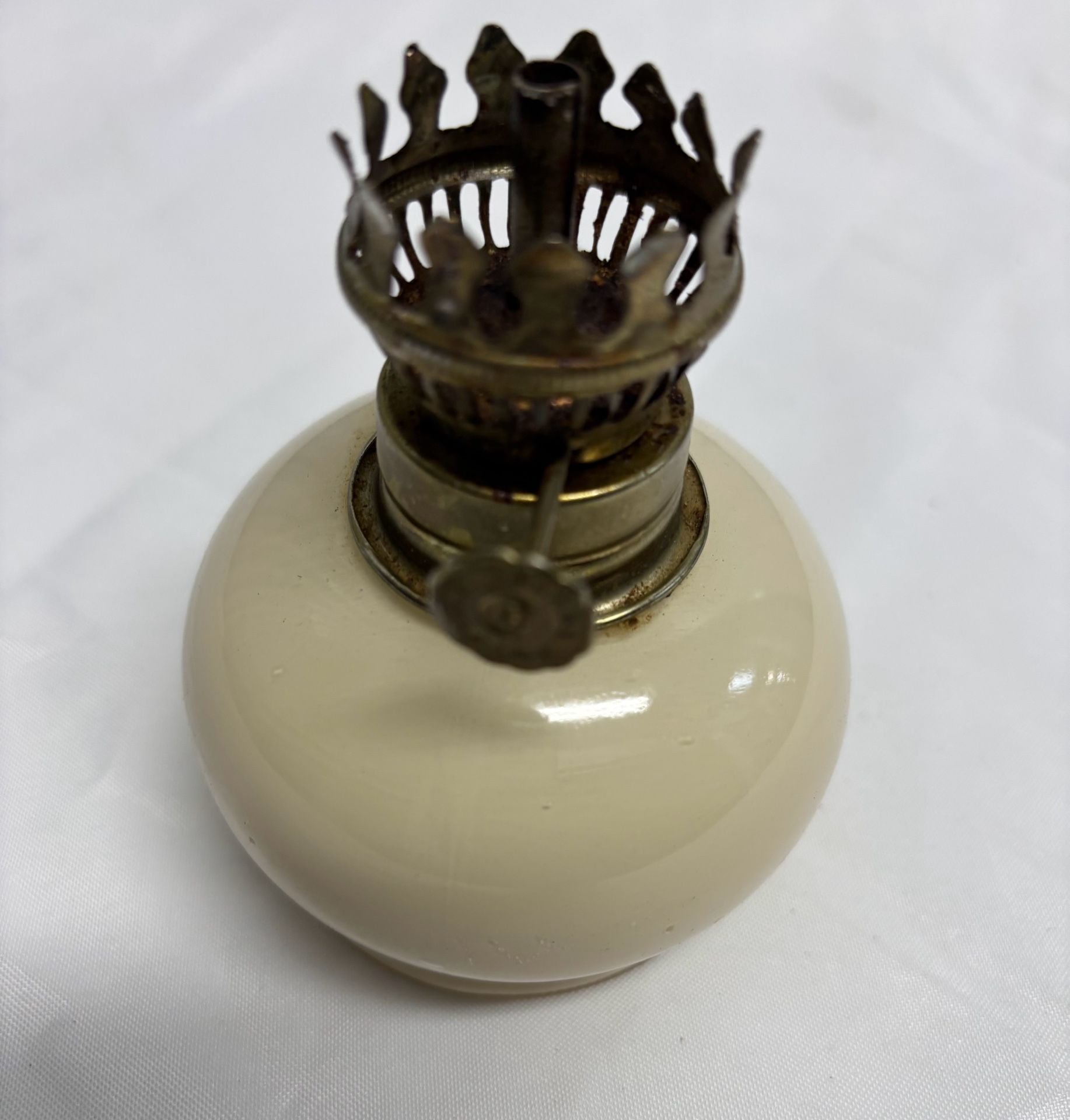 Vintage Milk Glass Oil Lamp Made In Italy 3