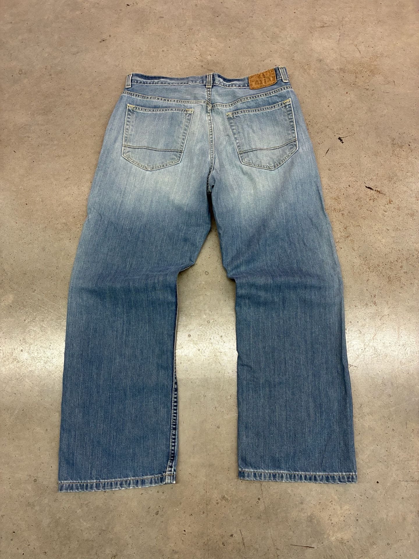 Old Navy Loose Jeans Size 34x32 Light Wash Denim 10