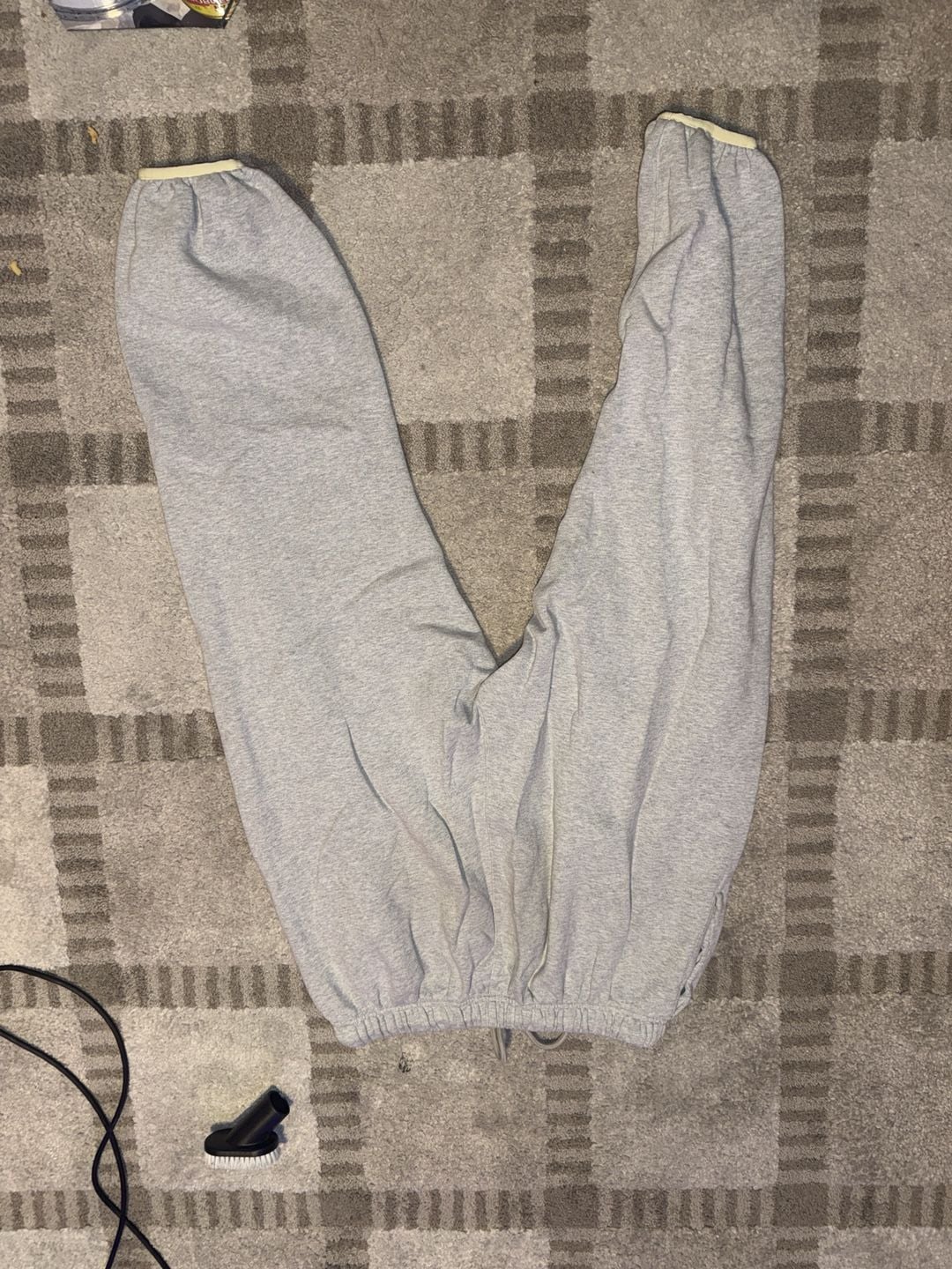 Fear of God Essentials Sweatpants Grey Heather 4