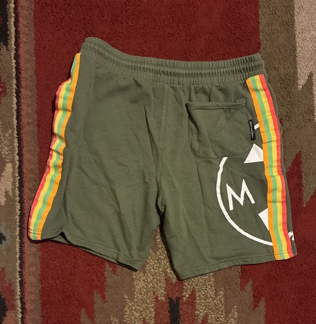Maui and Sons Sweat Shorts Size L Green Logo Surf Co 6