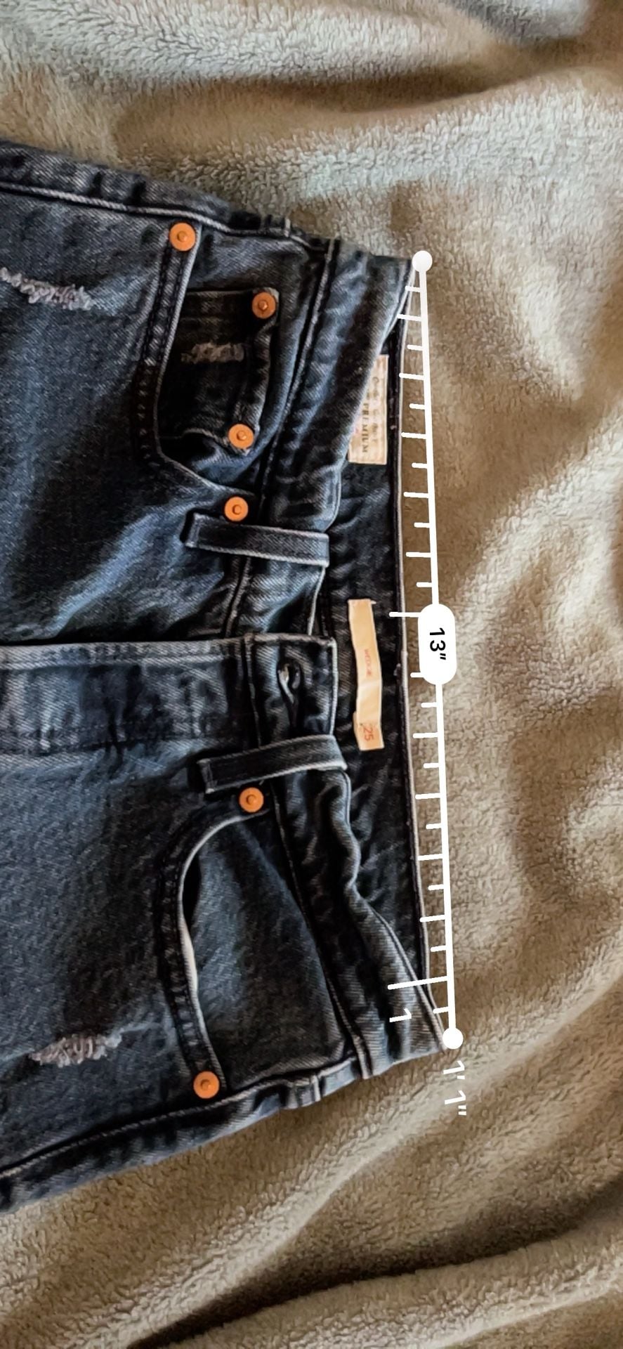 Levi's Wedgie Straight Jeans Size 25 Black Raw Hem High Rise 9