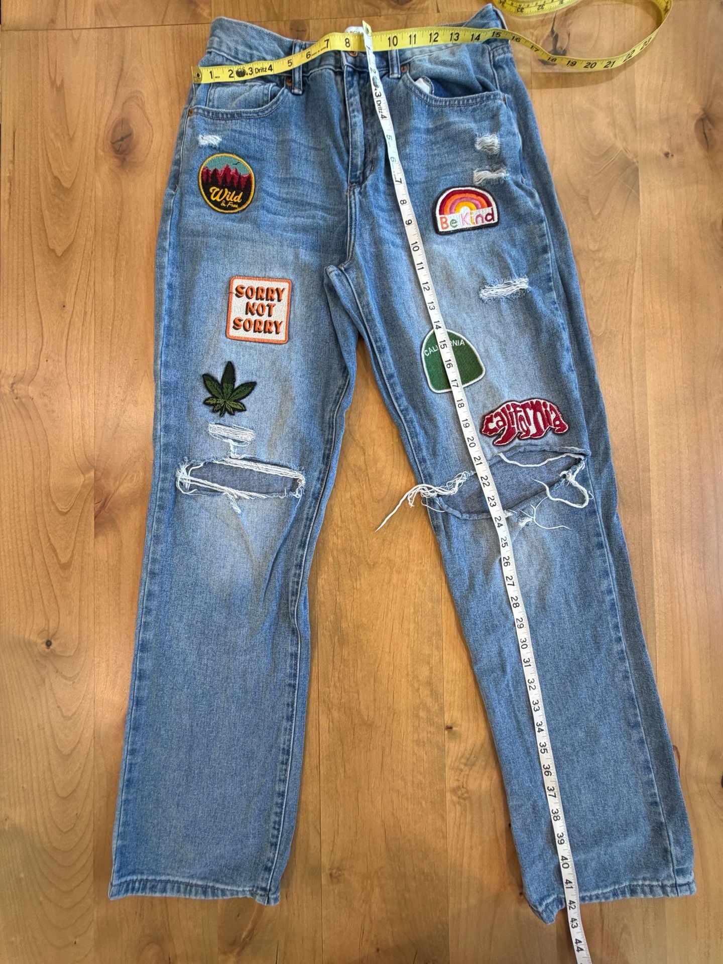 Fashion Nova Distressed Patch Jeans Size 9 3