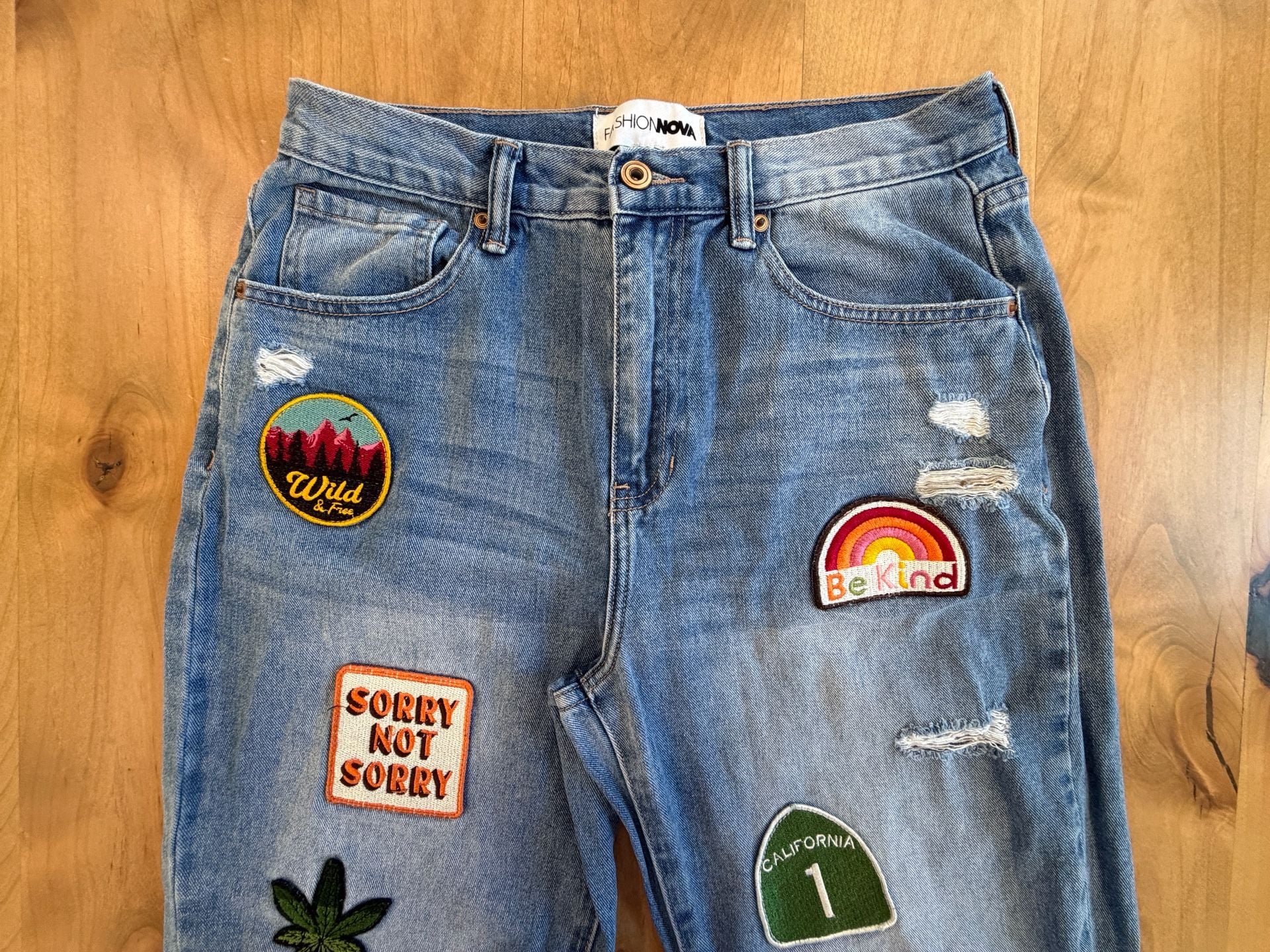 Fashion Nova Distressed Patch Jeans Size 9 10
