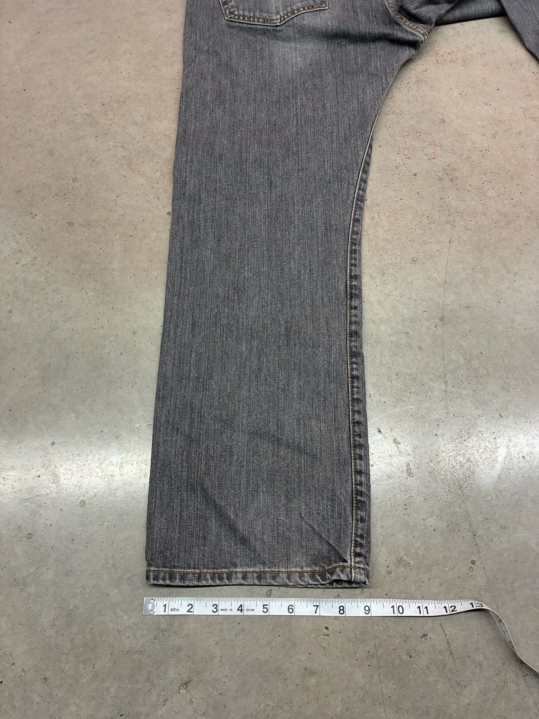 Levi's 501 Straight Leg Jeans Size 38x30 Gray Button Fly Denim Pants 8