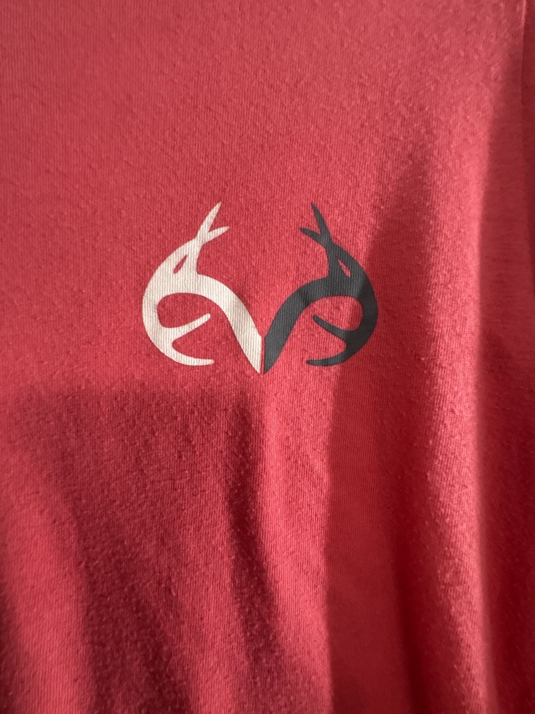 Realtree Long Sleeve T-Shirt Size Small Pink Deer Antler Logo 8