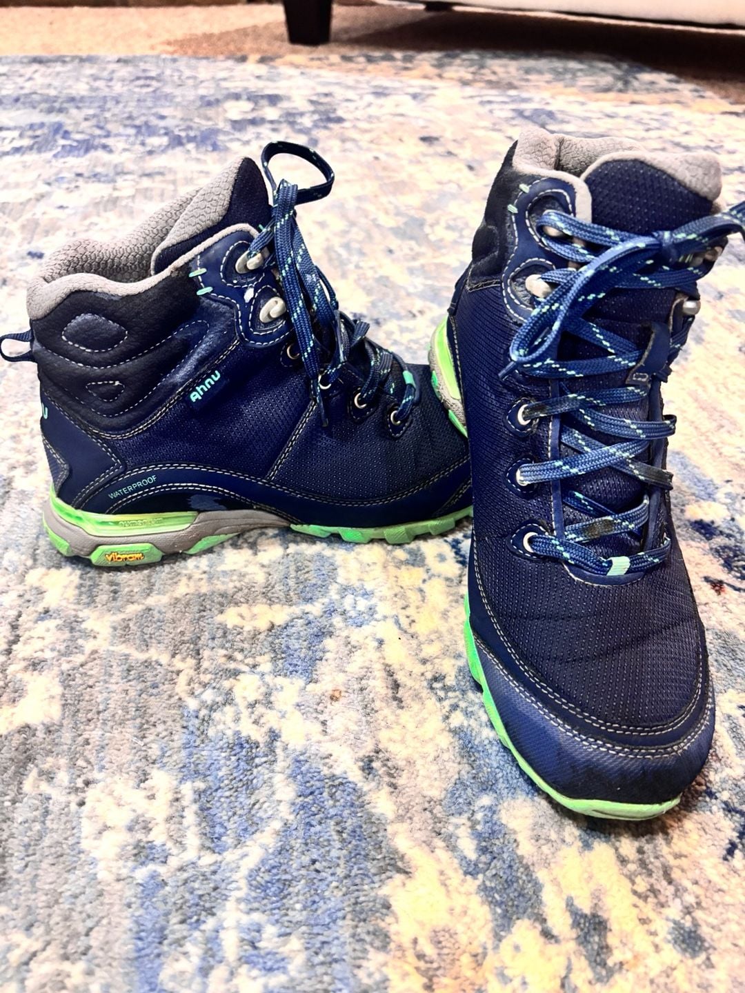 Ahnu Sugarpine II Waterproof Hiking Boots Blue Sz 8.5 9