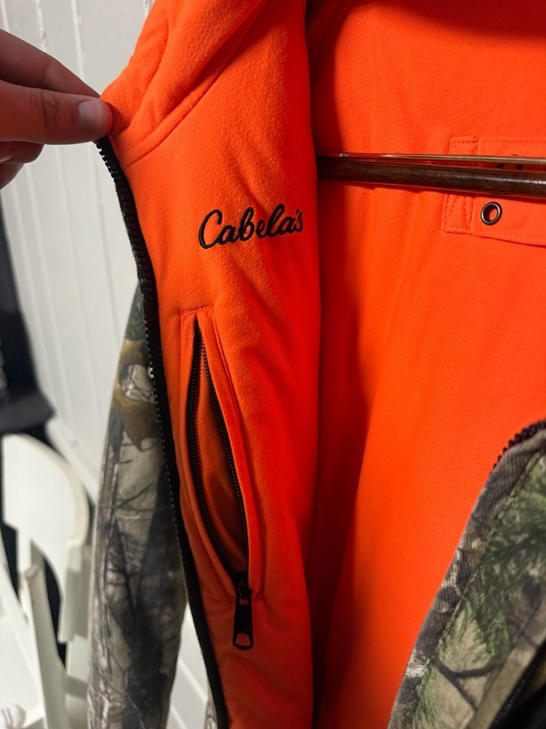 Cabelas Camouflage Insulated Hunting Coveralls Size M Realtree 4