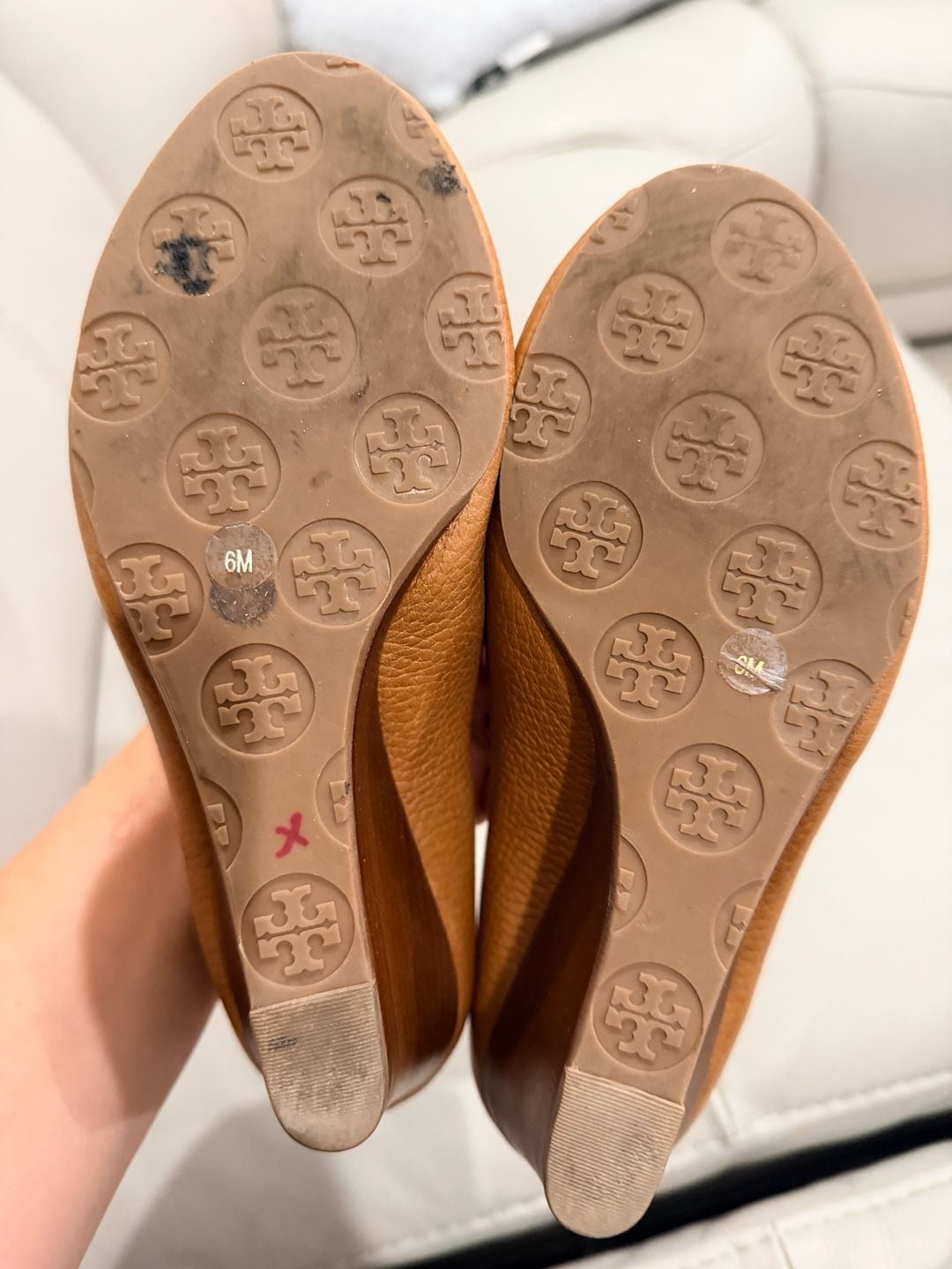 Tory Burch Sally 2 Wedge Size 6M Brown Leather Peep-Toe Gold Logo 5