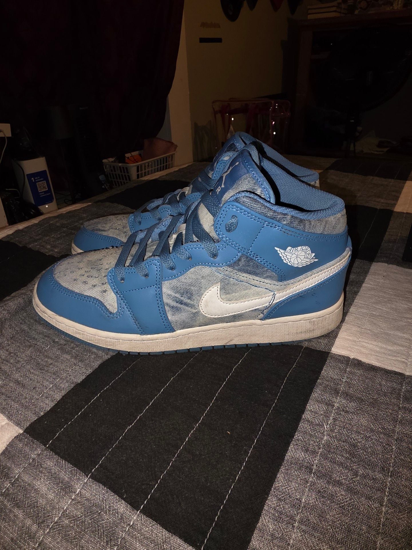Jordan Air Jordan 1 Mid Washed Denim Size 7Y Blue 4