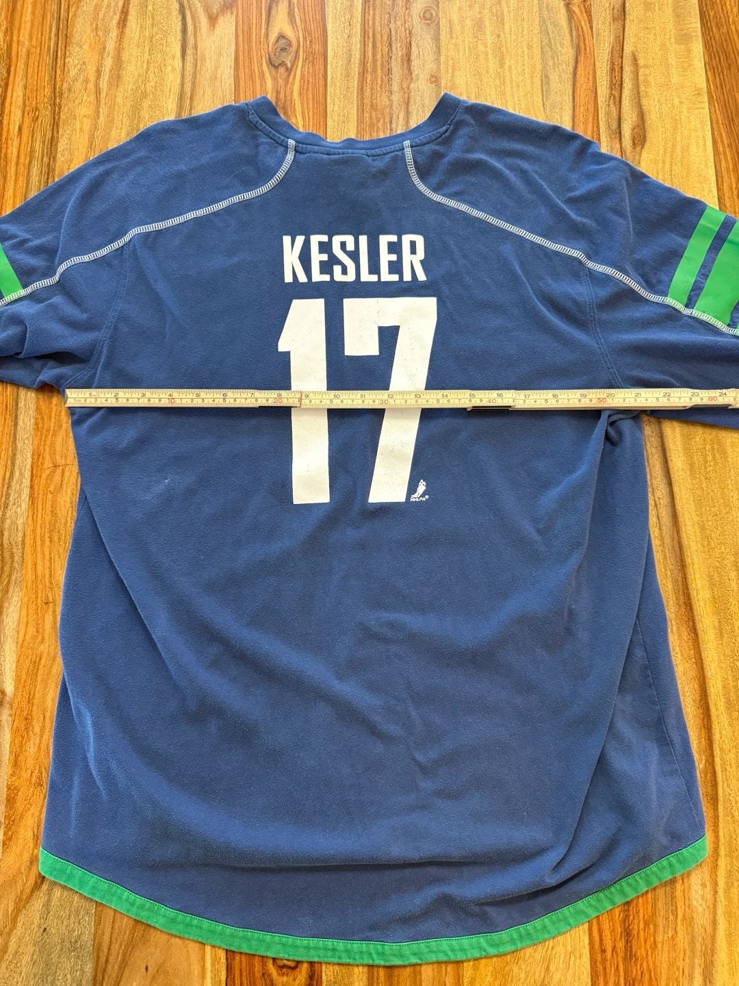 Y2K Reebok Vancouver Canucks Long Sleeve Shirt Blue 9
