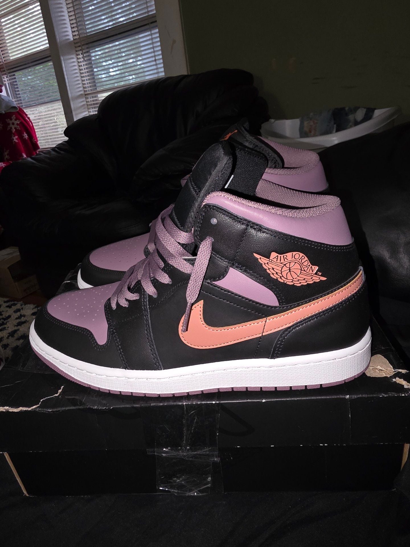 Nike Air Jordan 1 Mid SE Black Sky J Mauve 5