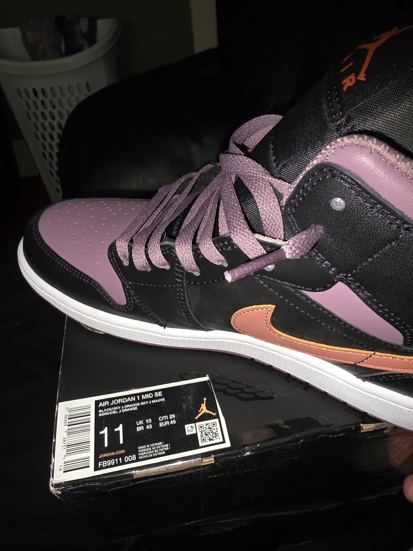 Nike Air Jordan 1 Mid SE Black Sky J Mauve 9