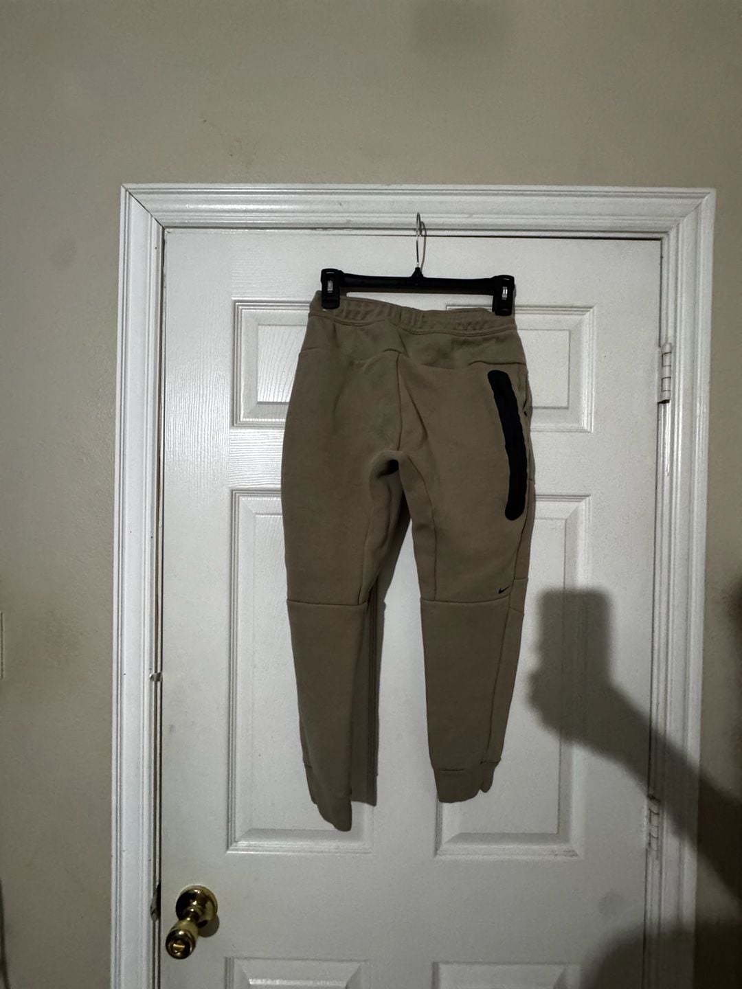 Kids Nike Tech Fleece Joggers Size M Khaki Sweatpants 3