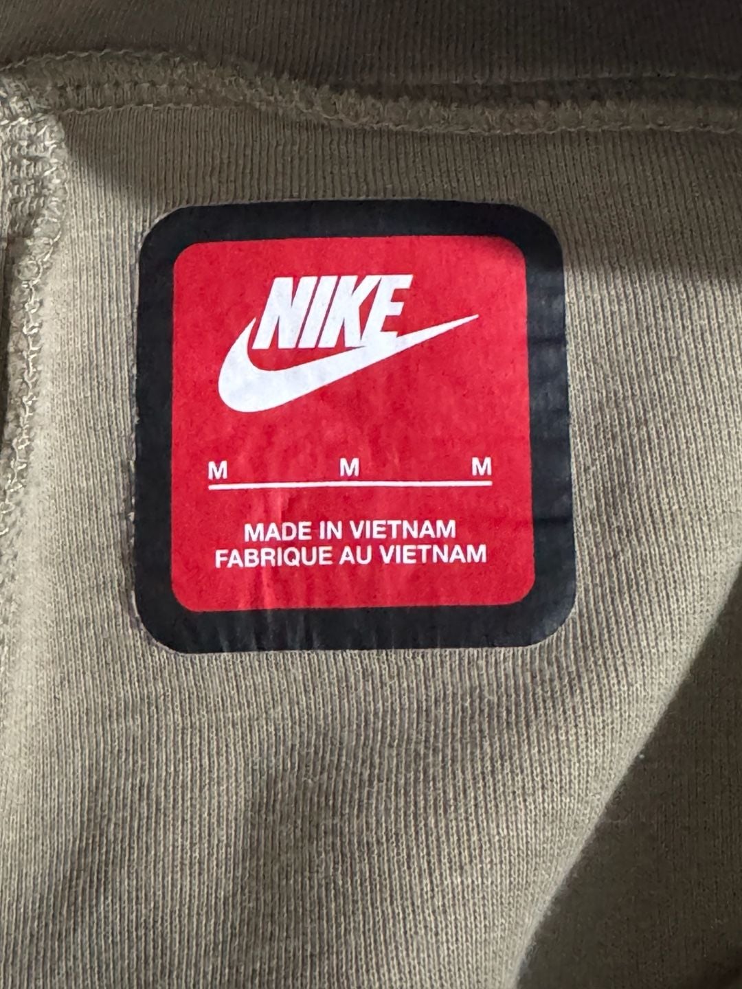 Kids Nike Tech Fleece Joggers Size M Khaki Sweatpants 4