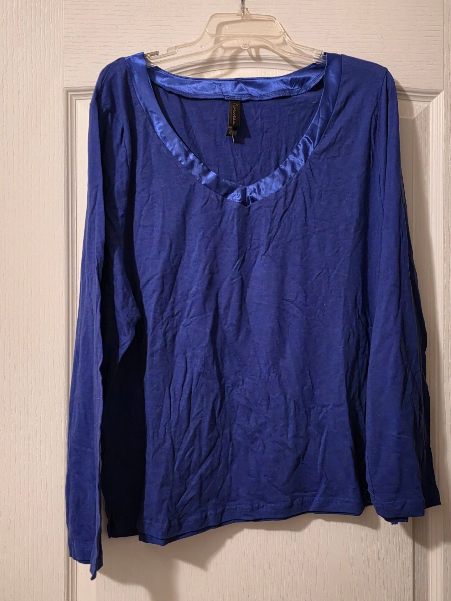 NWOT Nouveau By Pajama Drama Long Sleeve V-Neck Top Size 3X Royal Blue 1