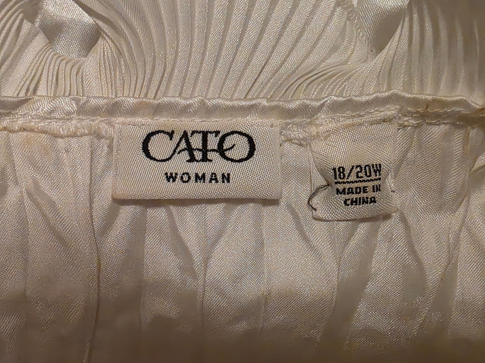Dressy Cato Woman Ruffle Pleated Blouse 18W White Sleeveless Top 4