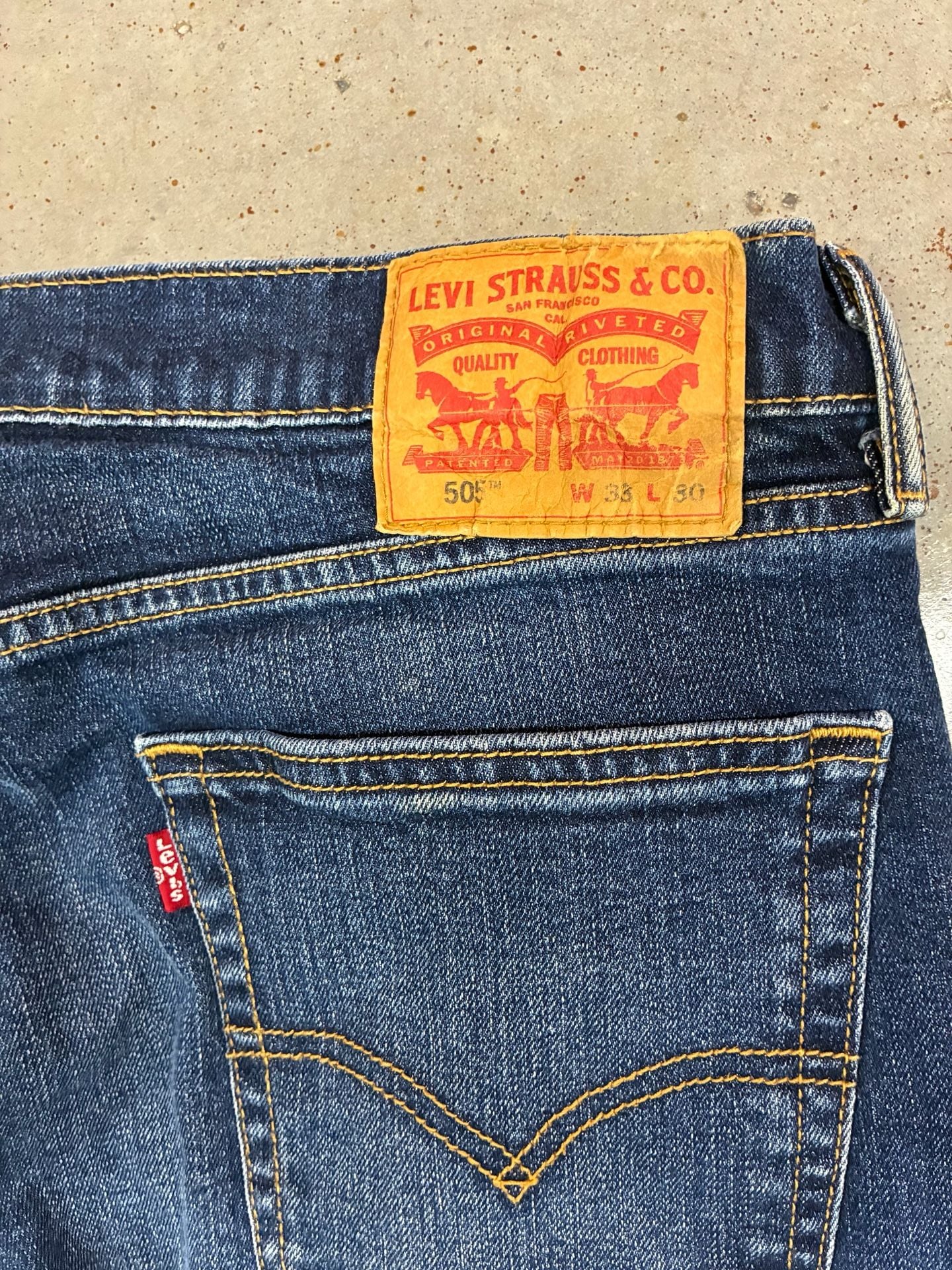 Levi's 505 Regular Fit Jeans W33 L30 Blue Distressed Denim 8