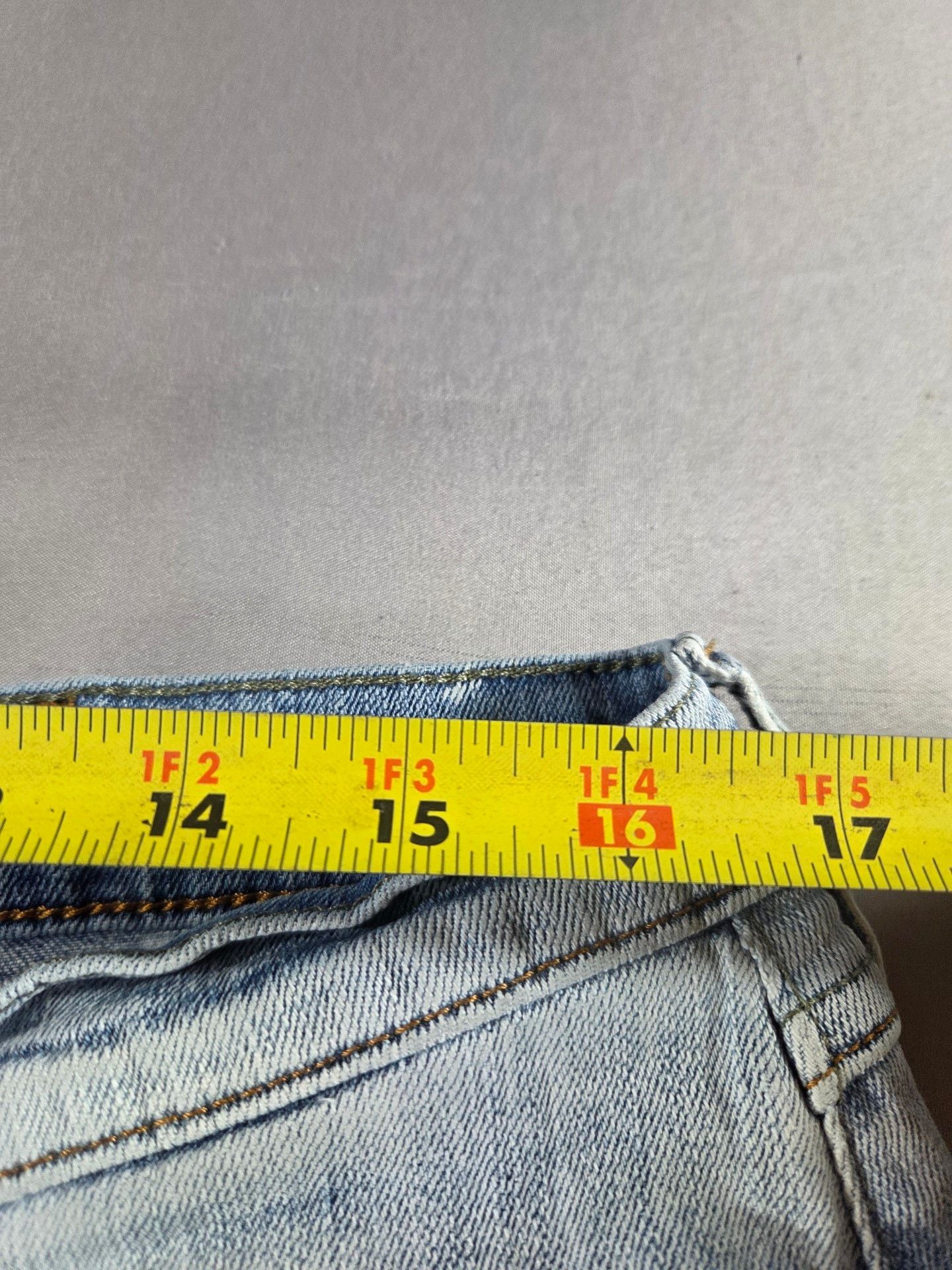 Wrangler Athletic Fit Jeans Light Wash Blue Denim 14