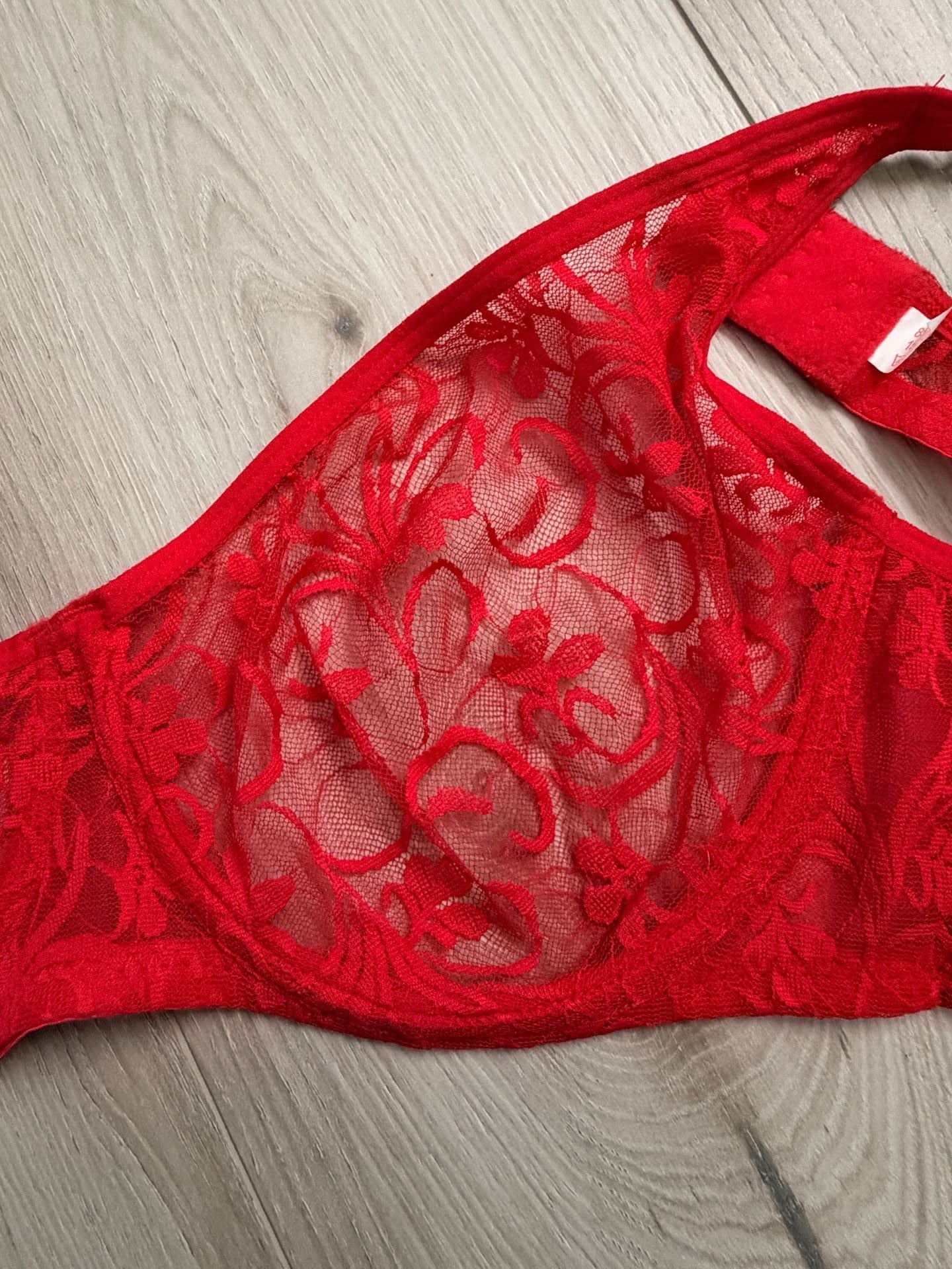 Red Lace balconnette Bra 3