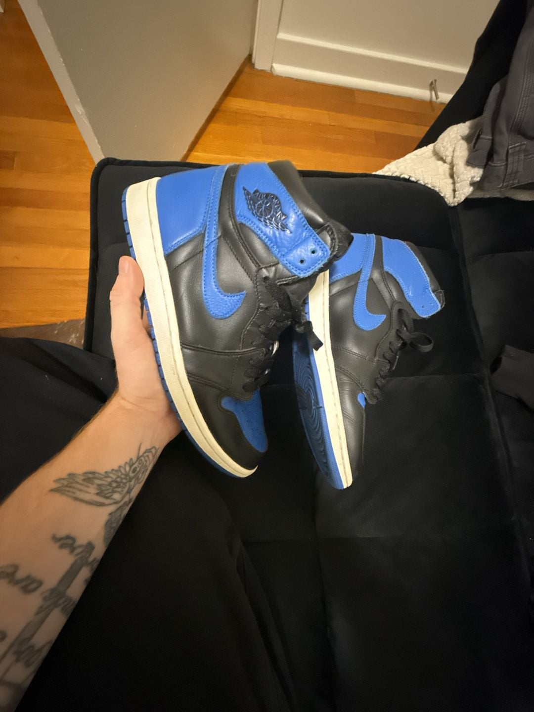 Air Jordan 1 Retro High OG Royal Size 10 2