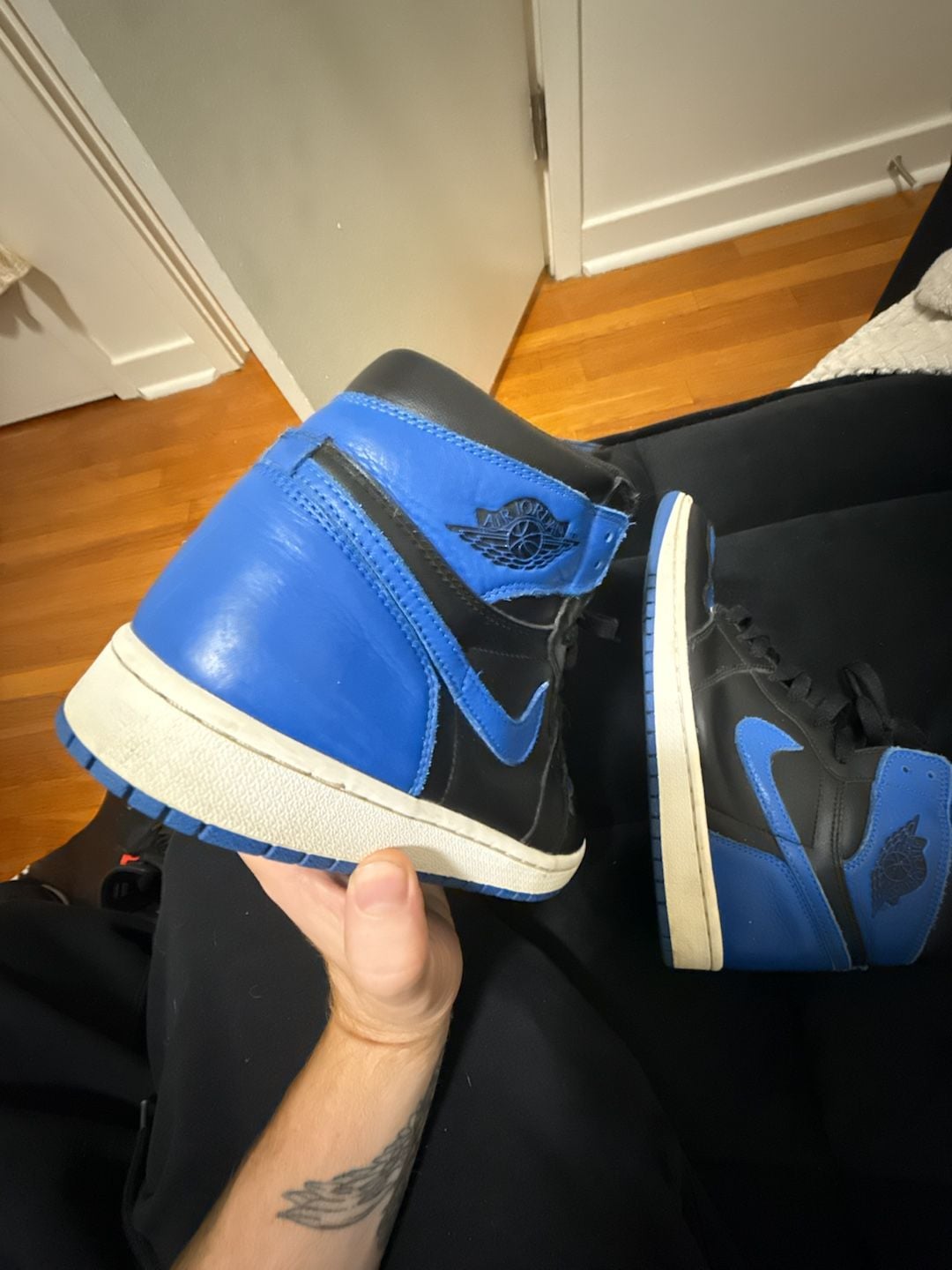 Air Jordan 1 Retro High OG Royal Size 10 3