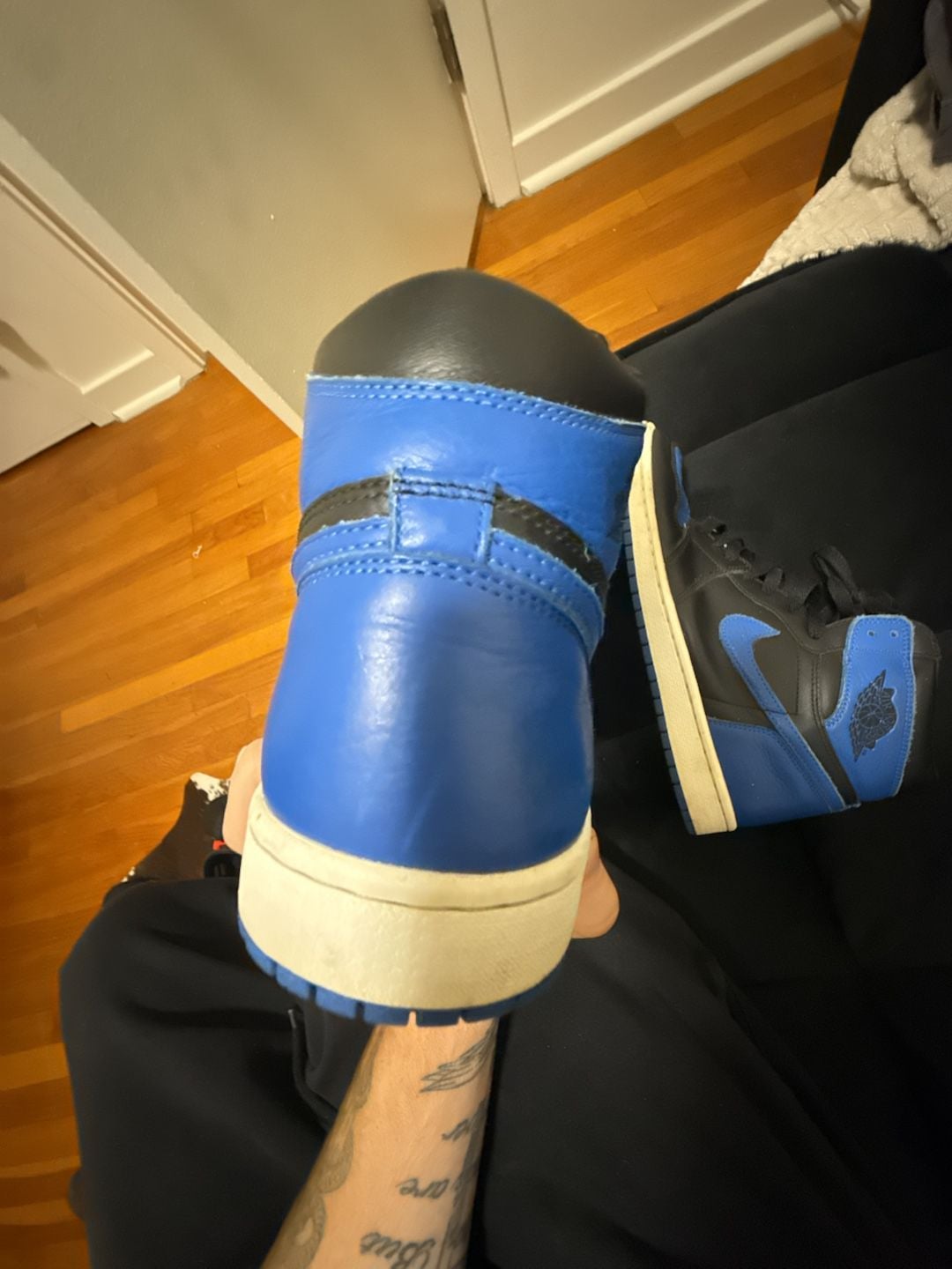 Air Jordan 1 Retro High OG Royal Size 10 4