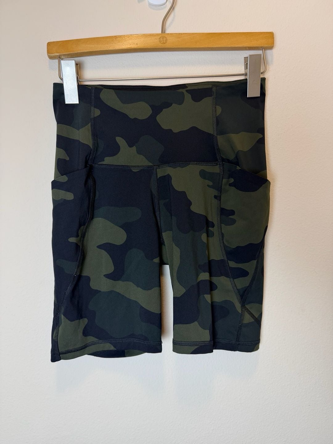 All In Motion Bike Shorts Size M Camo 2