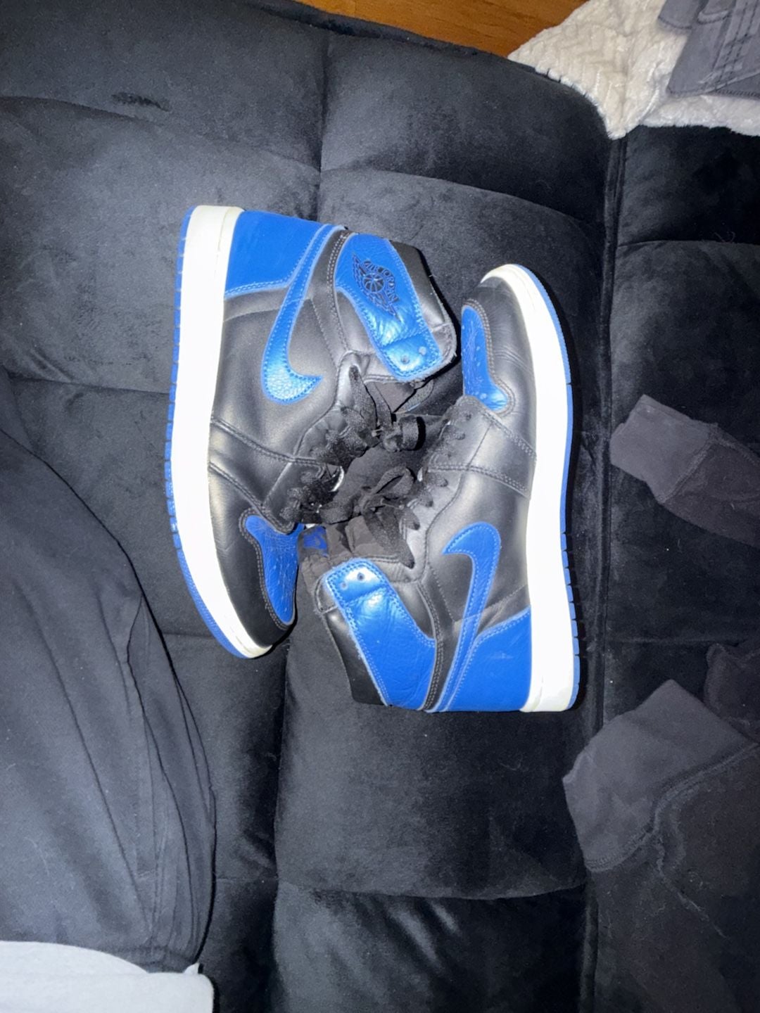 Air Jordan 1 Retro High OG Royal Size 10 10