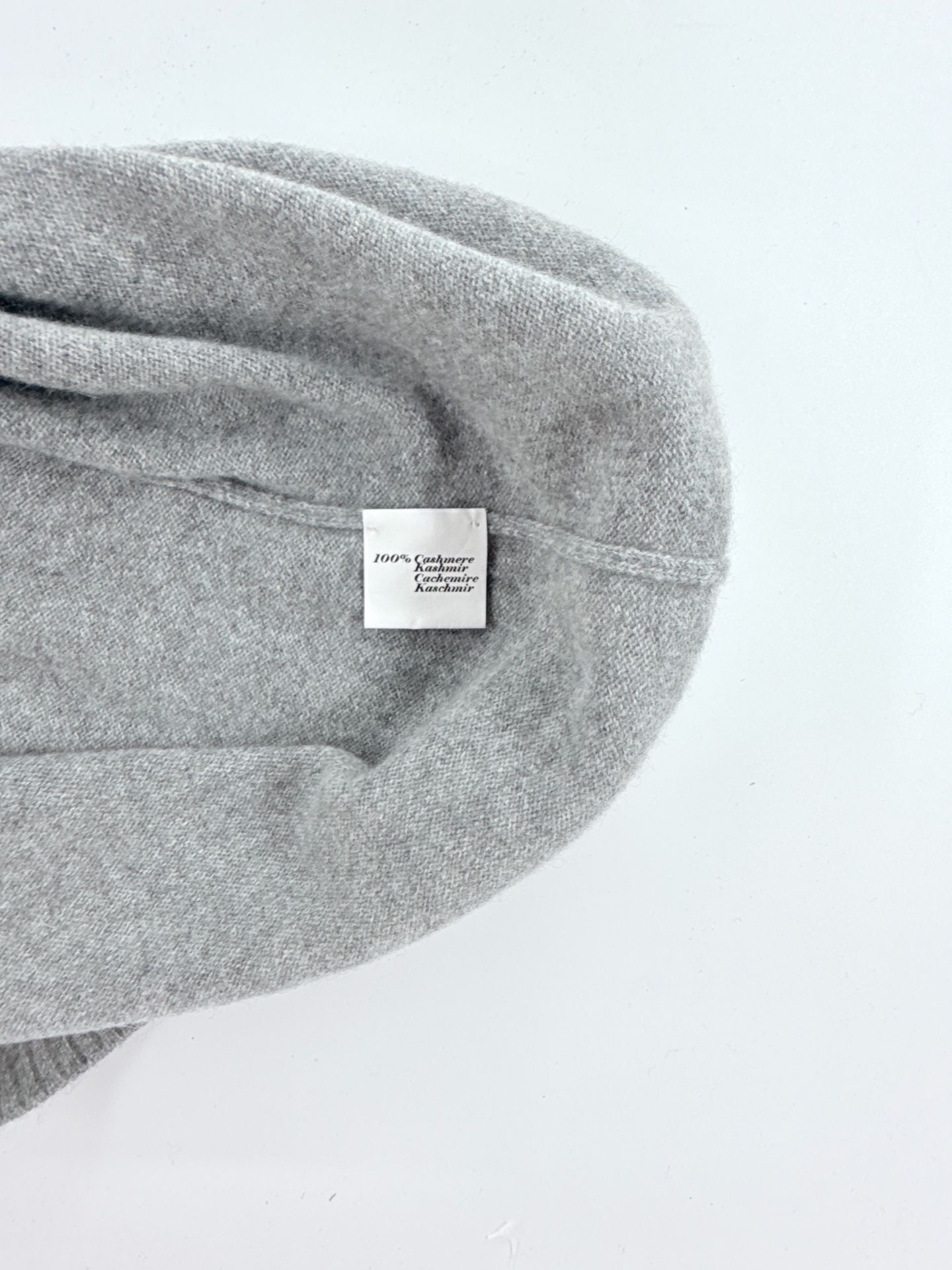 Barneys New York V-Neck Cashmere Sweater Gray 4