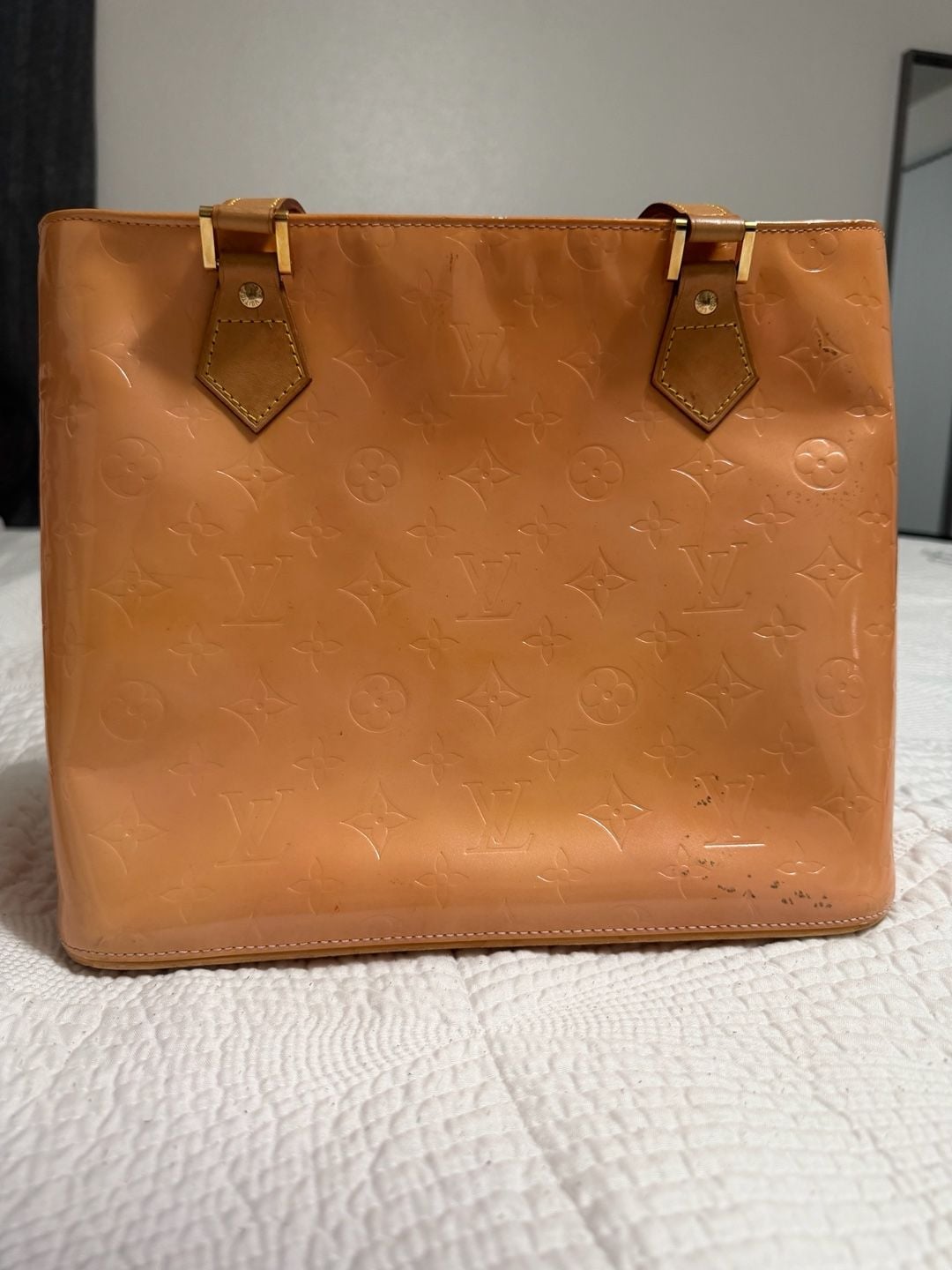 Louis Vuitton Monogram Vernis Houston Tote Beige 2