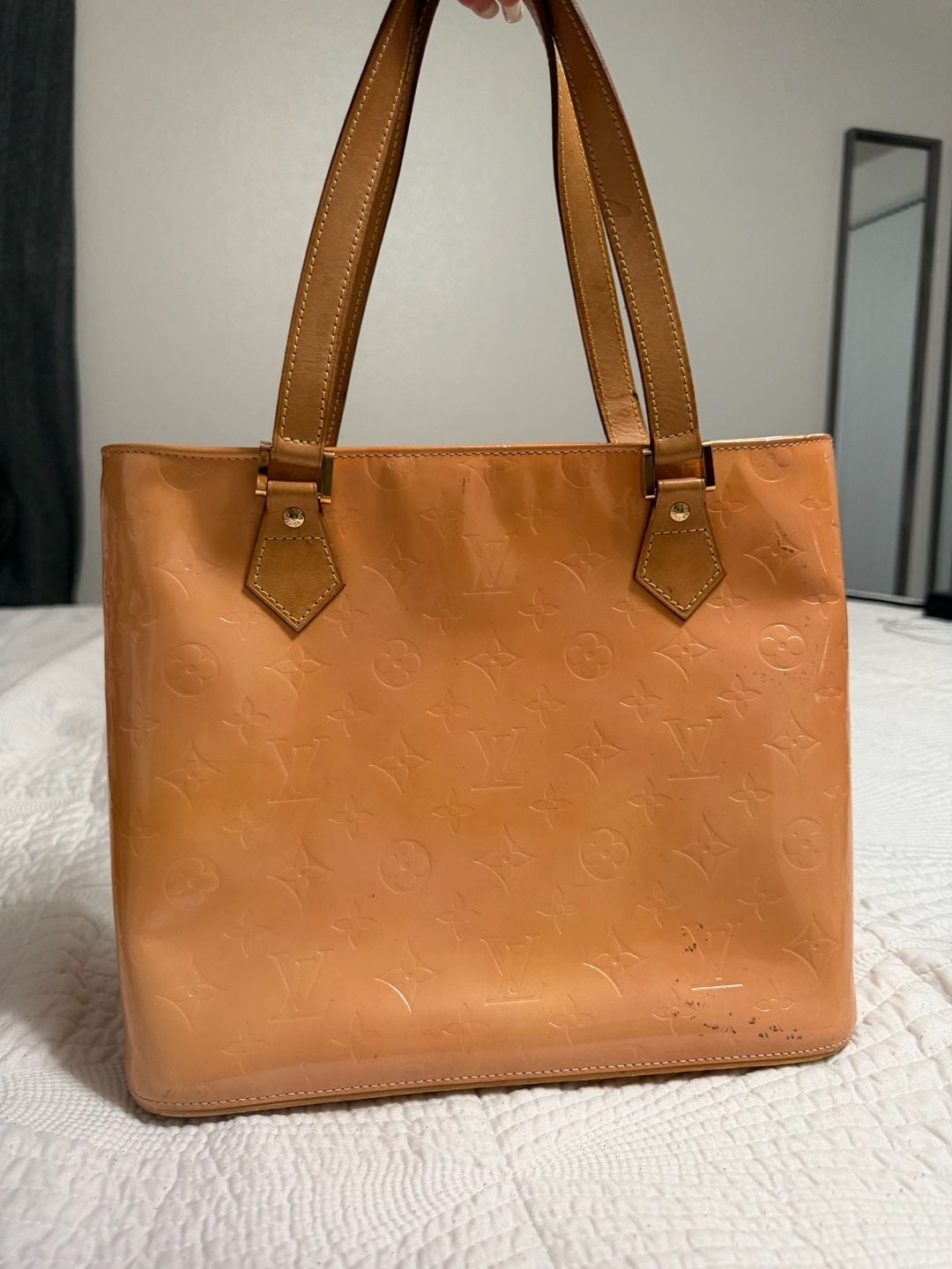 Louis Vuitton Monogram Vernis Houston Tote Beige 3