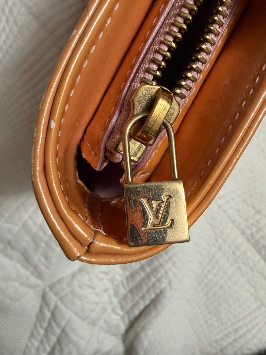 Louis Vuitton Monogram Vernis Houston Tote Beige 9