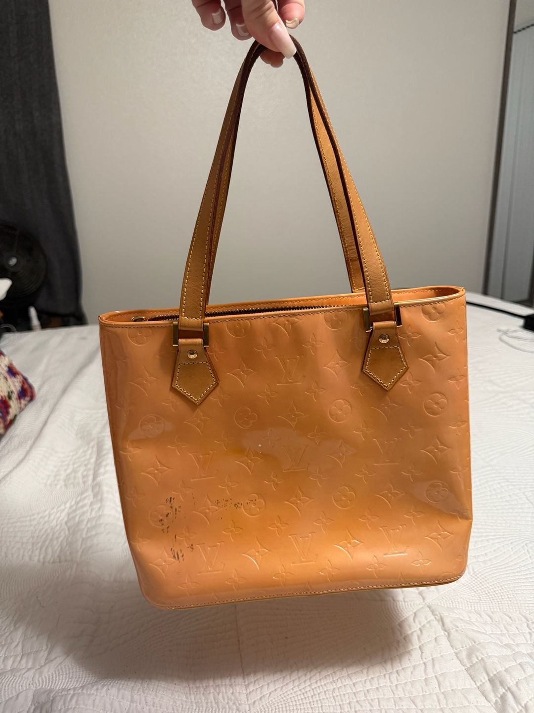 Louis Vuitton Monogram Vernis Houston Tote Beige 16
