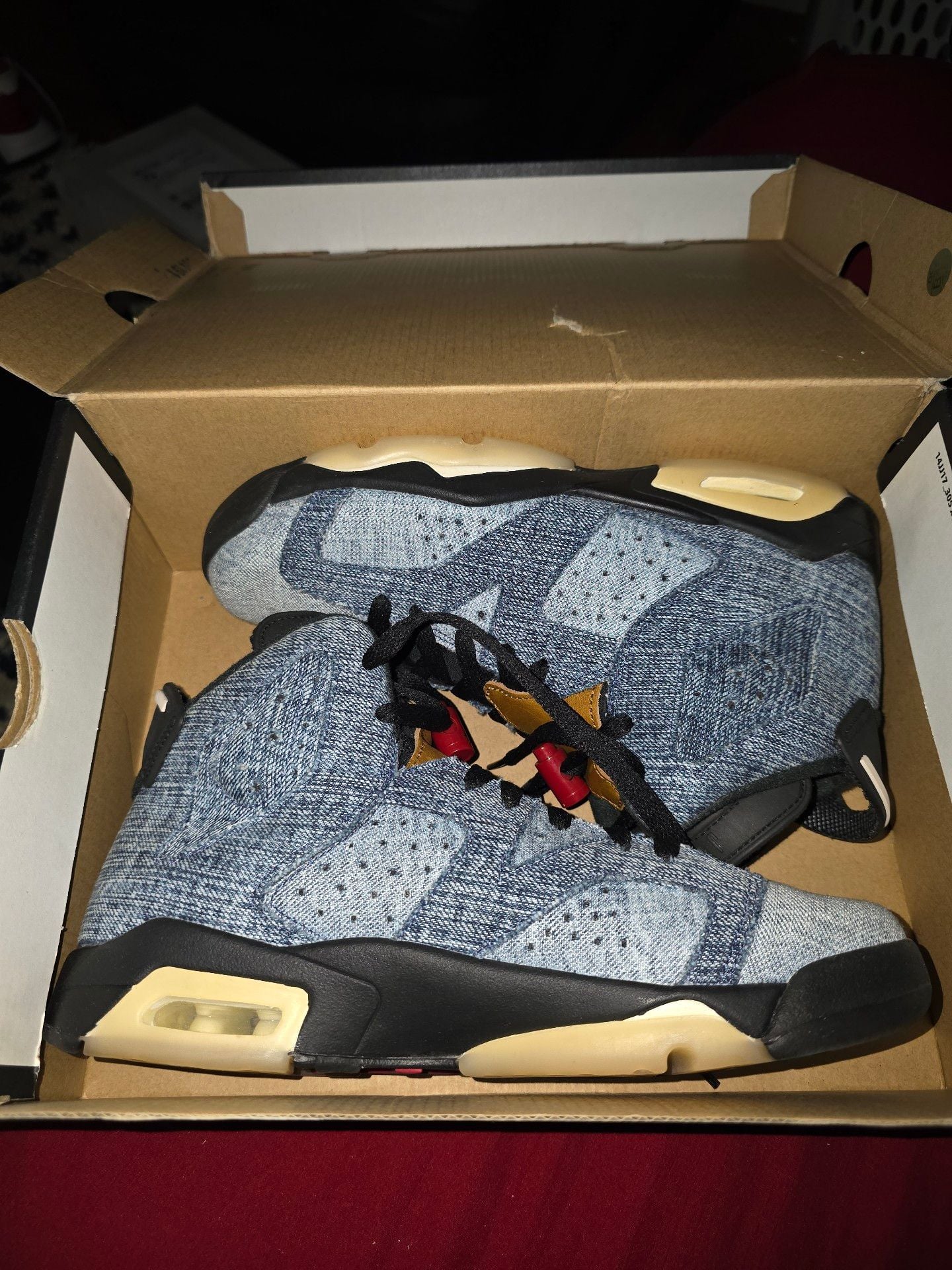 Jordan 6 Retro Wash Denim Size 7y(M) 2