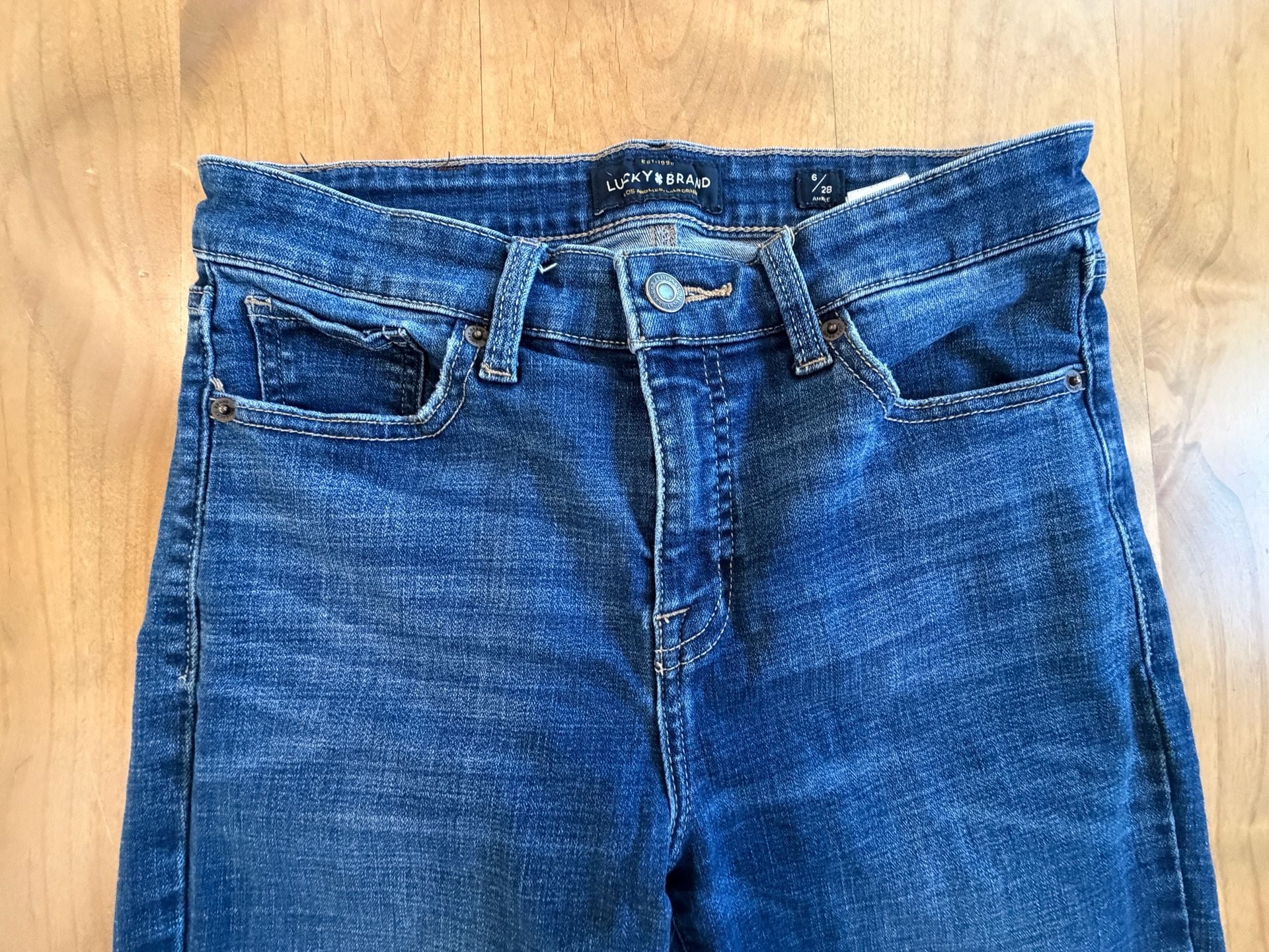 Lucky Brand Ankle Jeans Size 6/28 Blue Denim Skinny 7