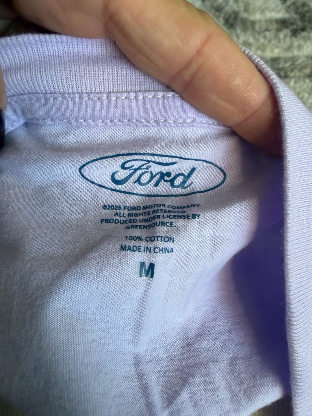 Ford Mustang Graphic T-Shirt Size M Light Purple 3