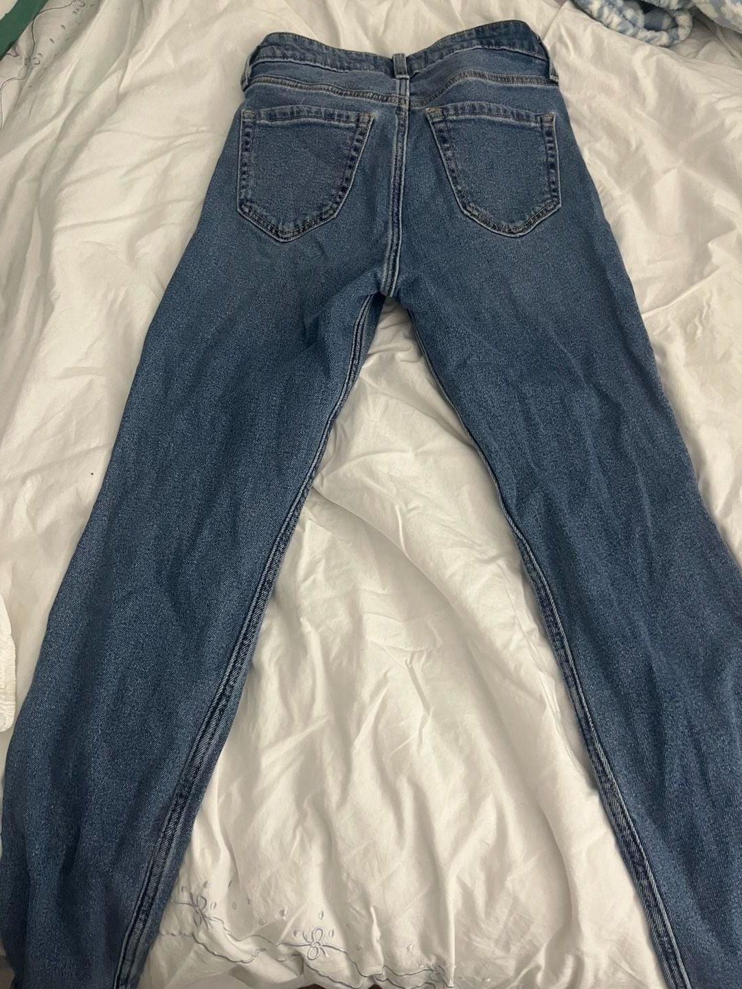 Abercrombie & Fitch The Skinny High Rise Size 27 4R Blue Denim Jeans 4