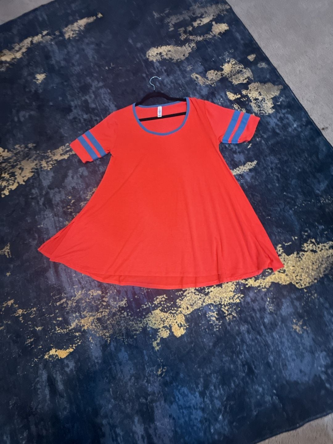 LuLaRoe Irma Tunic Size XS Red Blue Baseball Ringer 2
