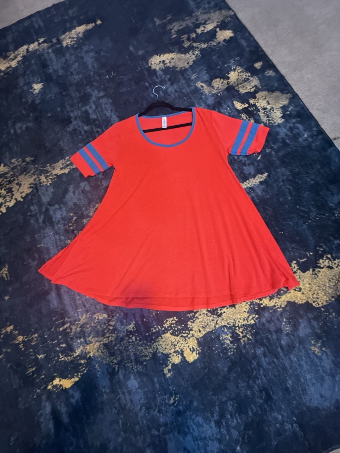 LuLaRoe Irma Tunic Size XS Red Blue Baseball Ringer 3