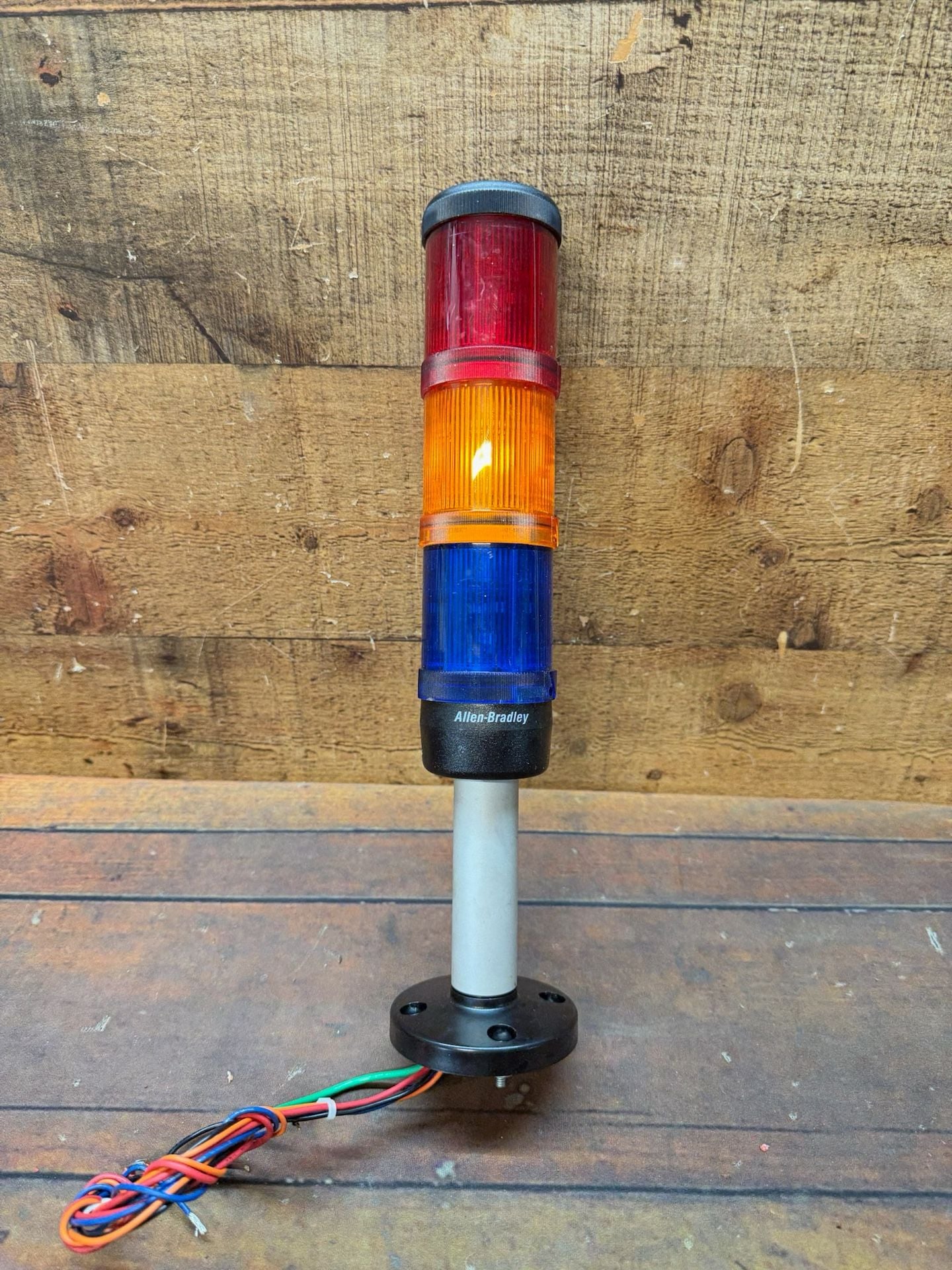 Allen Bradley 855E Control Tower Stack Light Red Amber Blue 24V 1