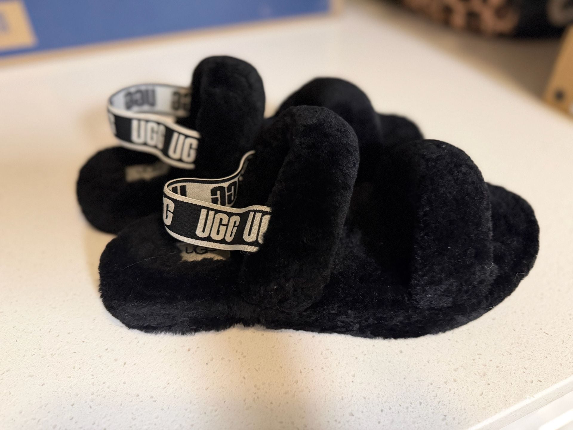 UGG Oh Yeah Slides Size 38 Black Sheepskin Logo Strap Slippers 2